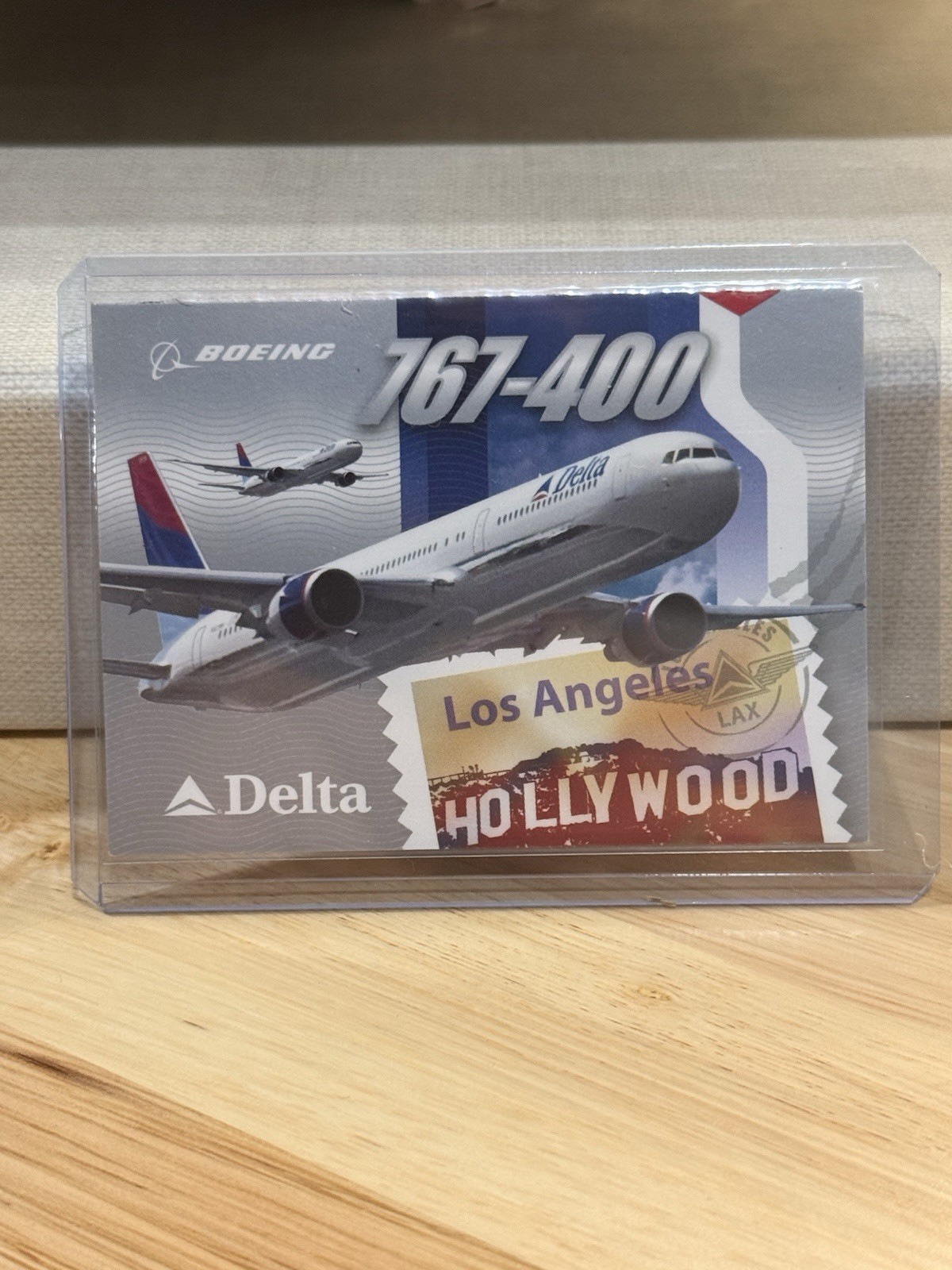 2004 Delta Airline Pilot Trading Card #20 Los Angeles Boeing 767-400