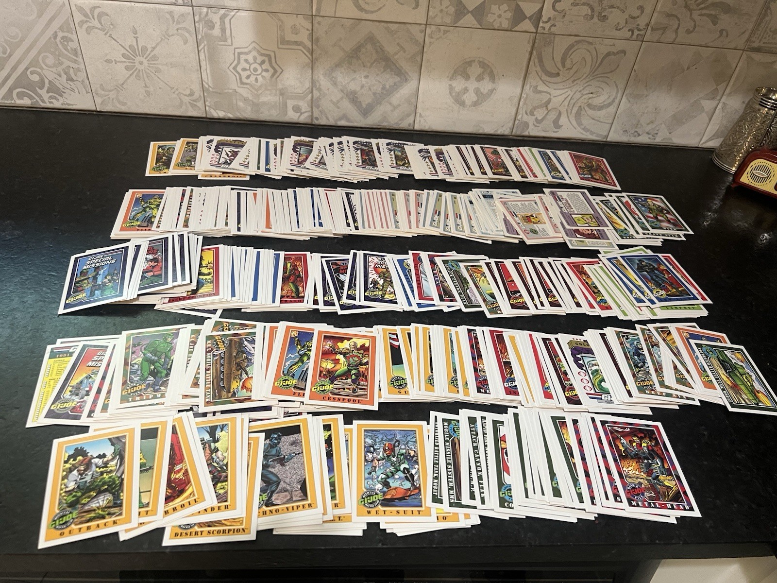 Huge Lot of over 650 Gi joe trading cards