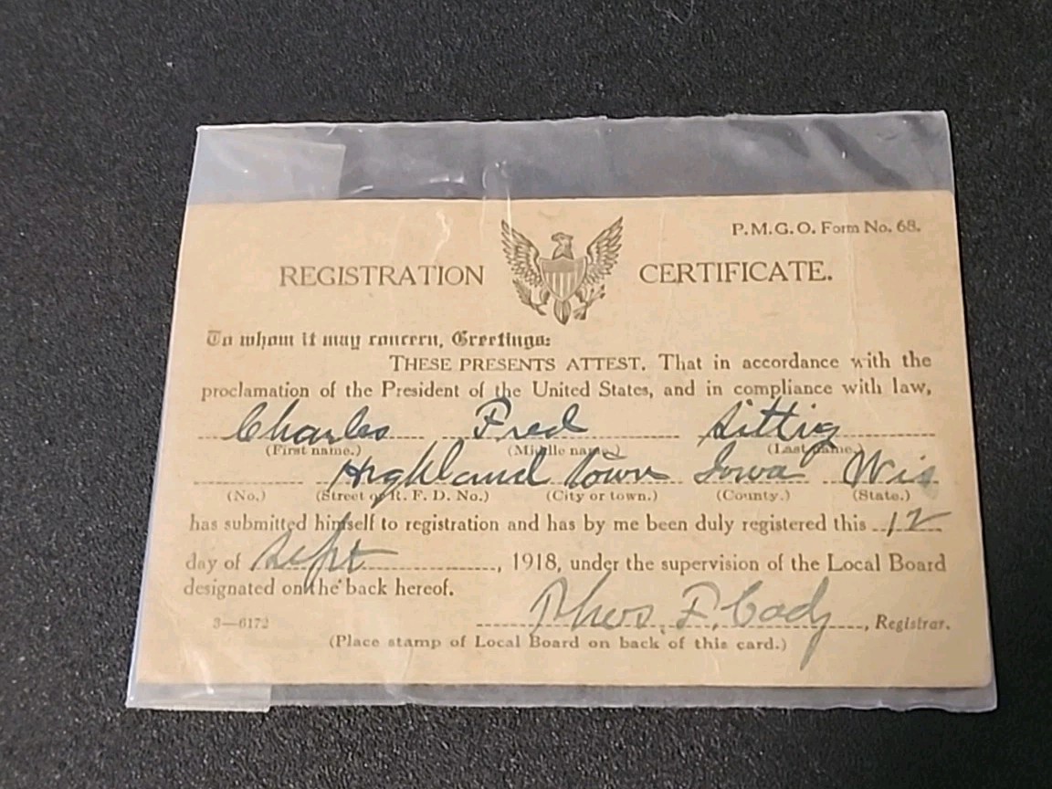 WW1 REGISTRATION CERTIFICATE DRAFT CARD 1918 Iowa City WI Charles Fred Sittig WW1 REGISTRATION CERTIFICATE DRAFT CARD 1918 Iowa City WI Charles Fred Sittig