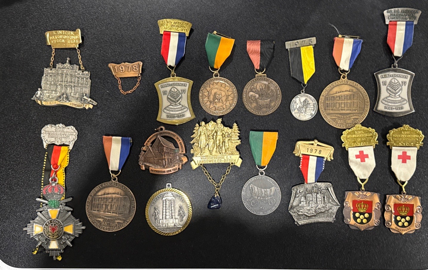 17 Vintage German Wandertag Volksmarch Hiking Medals Adventure Award 1970-80s