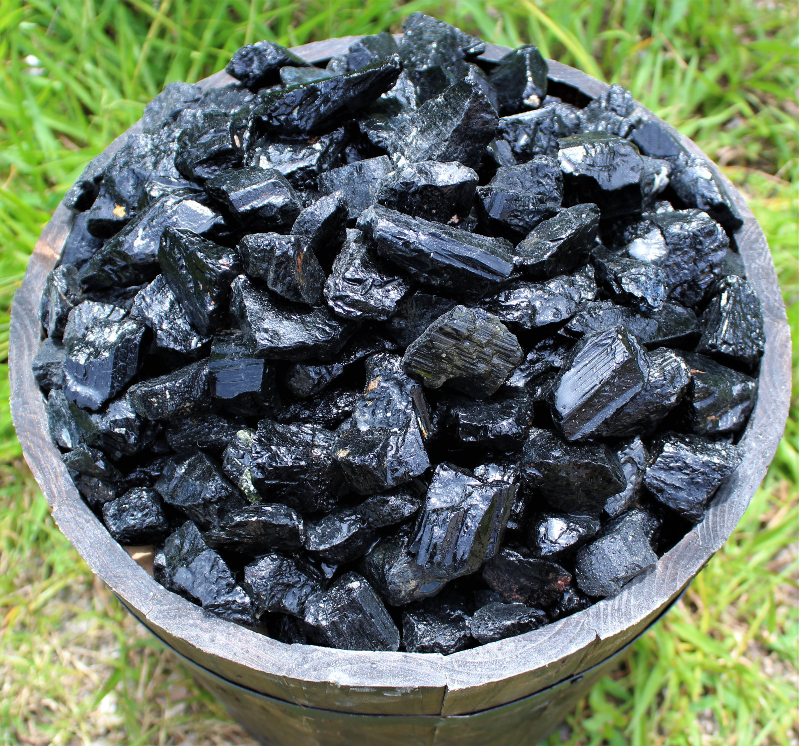 500 Carat Black Tourmaline Rough Natural Stones: 'A' Grade Raw Crystals