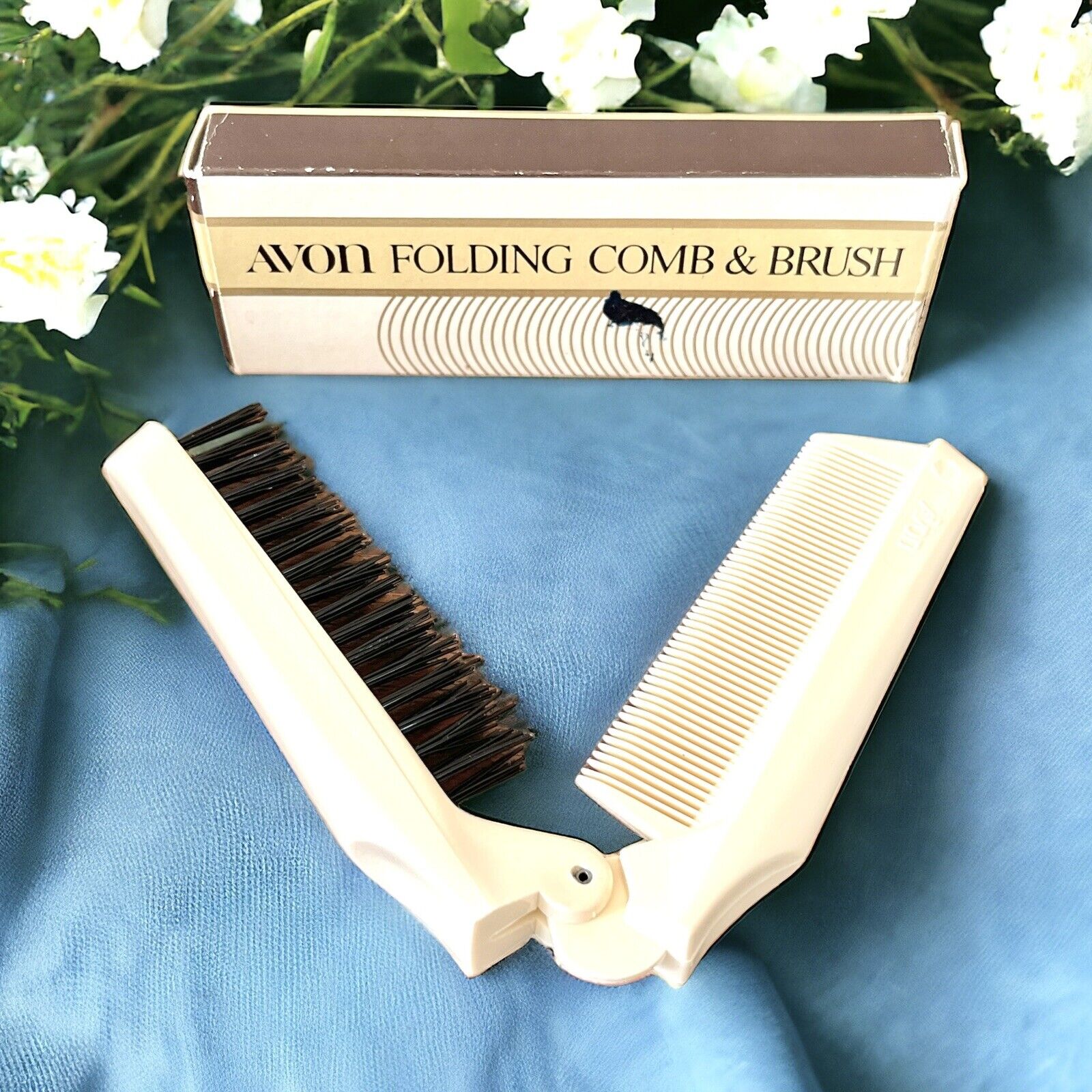 Vintage Avon FOLDING COMB & BRUSH New in the Box NOS