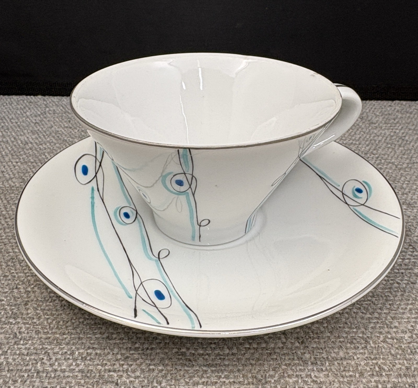 VTG Style House RHYTHM Tea Cup & Saucer MCM Atomic Blue Abstract Ucagco Japan