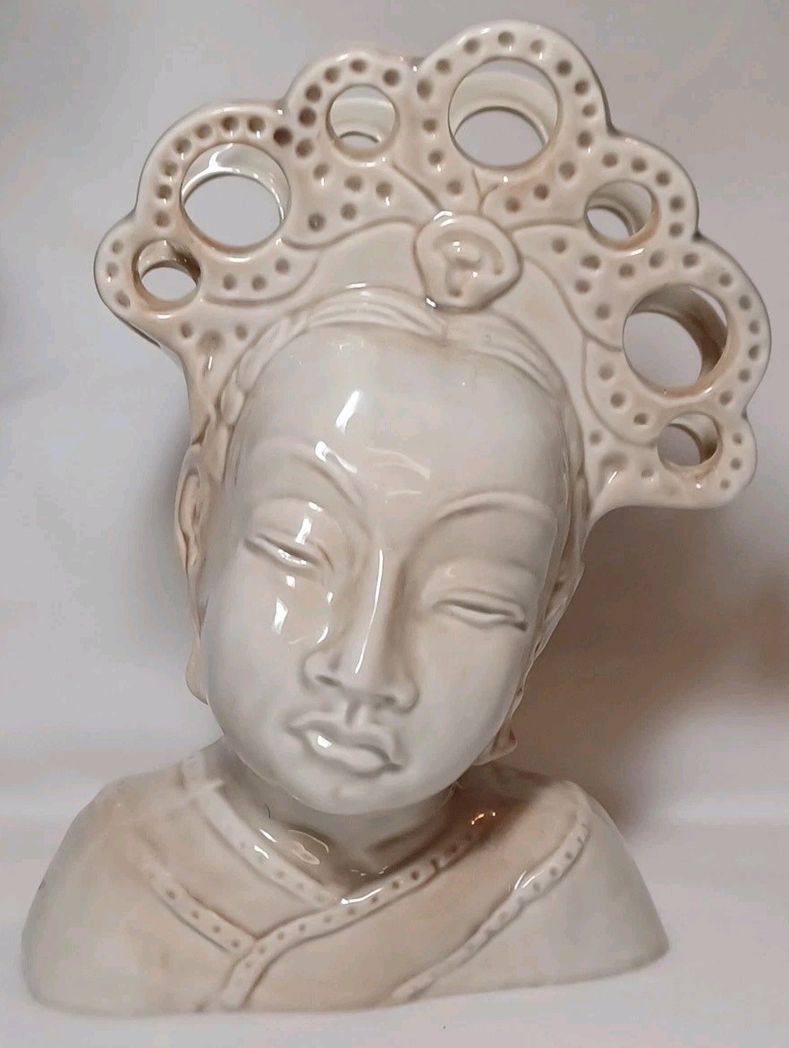 Vintage 1950s MCM Roselane Pottery Guanyin Head Vase #381 California 