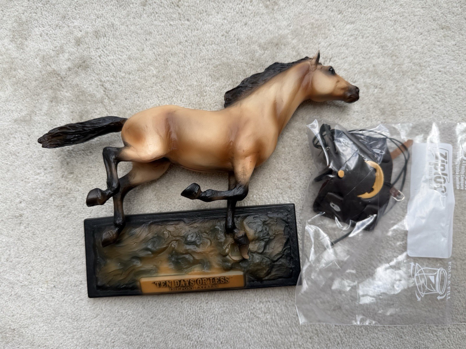 Classic Breyer Horse #3362 The Pony Express Legend of the West Hobo Tack Set