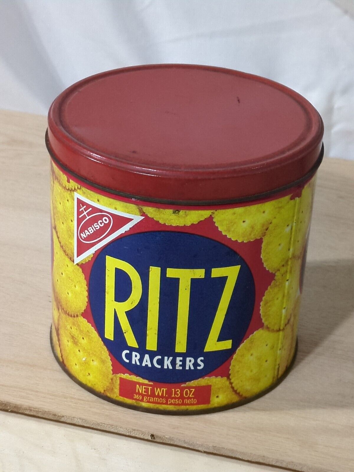 Vintage 1977 Nabisco Ritz Cracker Collectible Tin 13 OZ. English & Spanish Rare