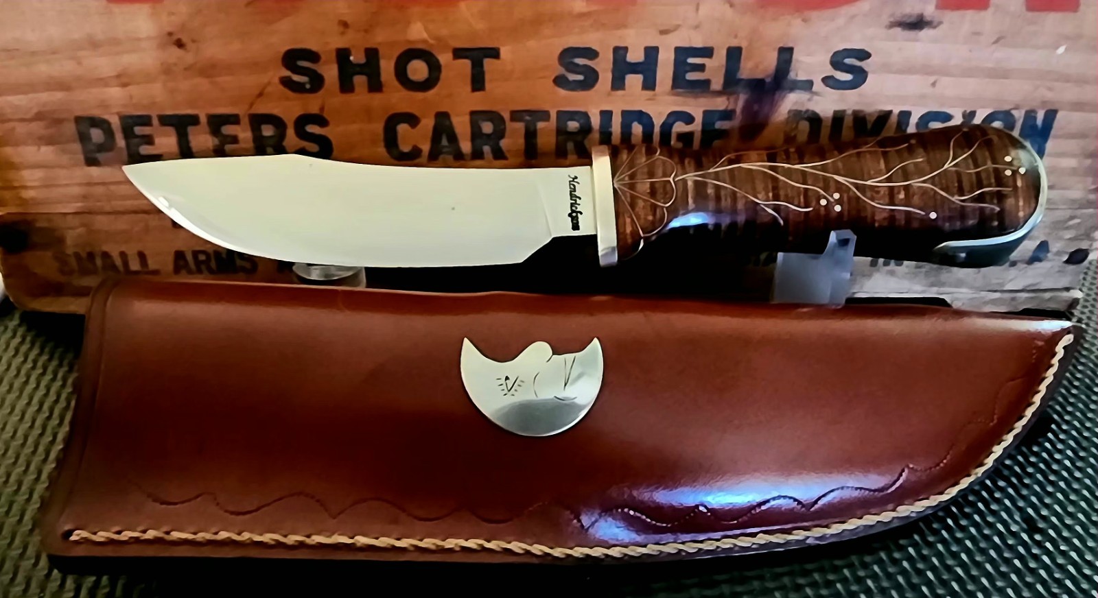 •Jay Hendrickson Custom Hunting Knife Master Smith ABS 2006 Silver Inlay 5-1/2\ •Jay Hendrickson Custom Hunting Knife Master Smith ABS 2006 Silver Inlay 5-1/2\