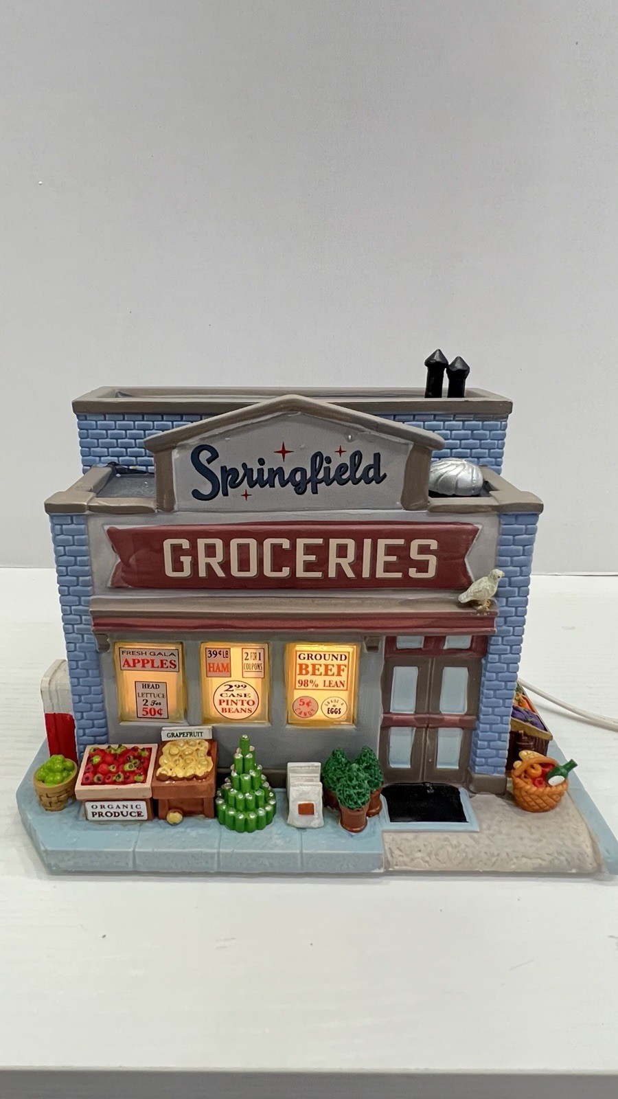Lemax Jukebox Junction “Springfield Groceries” 35575 Retired 2013 RARE And NEW Lemax Jukebox Junction “Springfield Groceries” 35575 Retired 2013 RARE And NEW