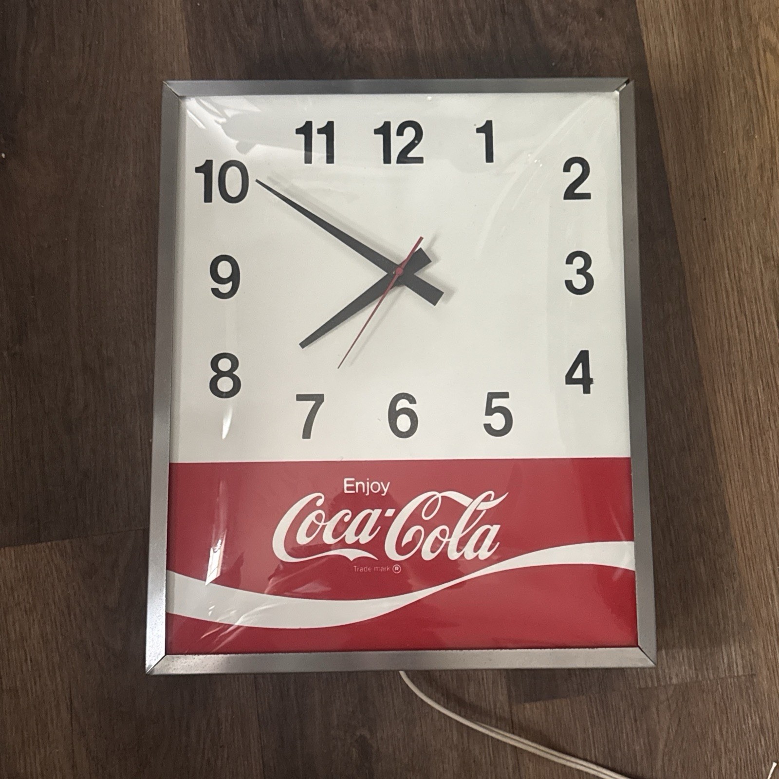 VINTAGE COCA COLA DOMED GLASS CLOCK SWIHART PRODUCTS STEEL CASE ALL ORIGINAL VINTAGE COCA COLA DOMED GLASS CLOCK SWIHART PRODUCTS STEEL CASE ALL ORIGINAL