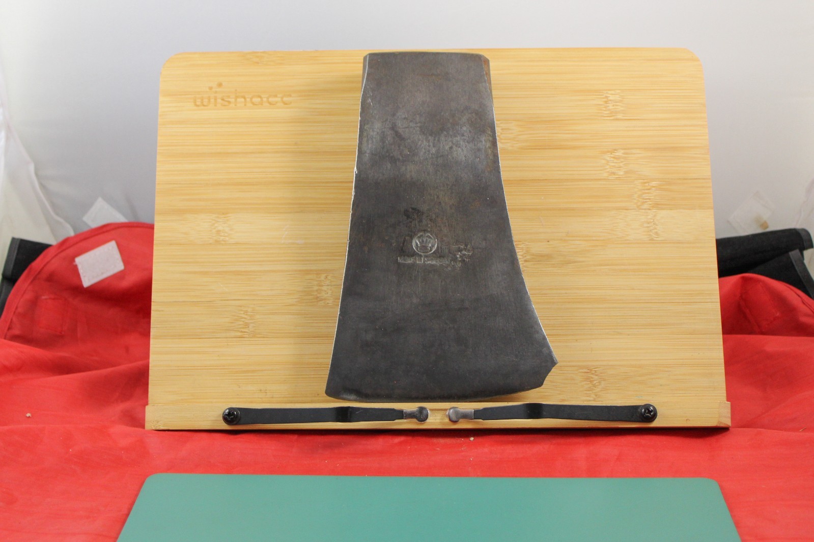 GBA Gransfors Bruk 5LB Rafting Single Bit Axe Head - Corner Chip on Bit GBA Gransfors Bruk 5LB Rafting Single Bit Axe Head - Corner Chip on Bit