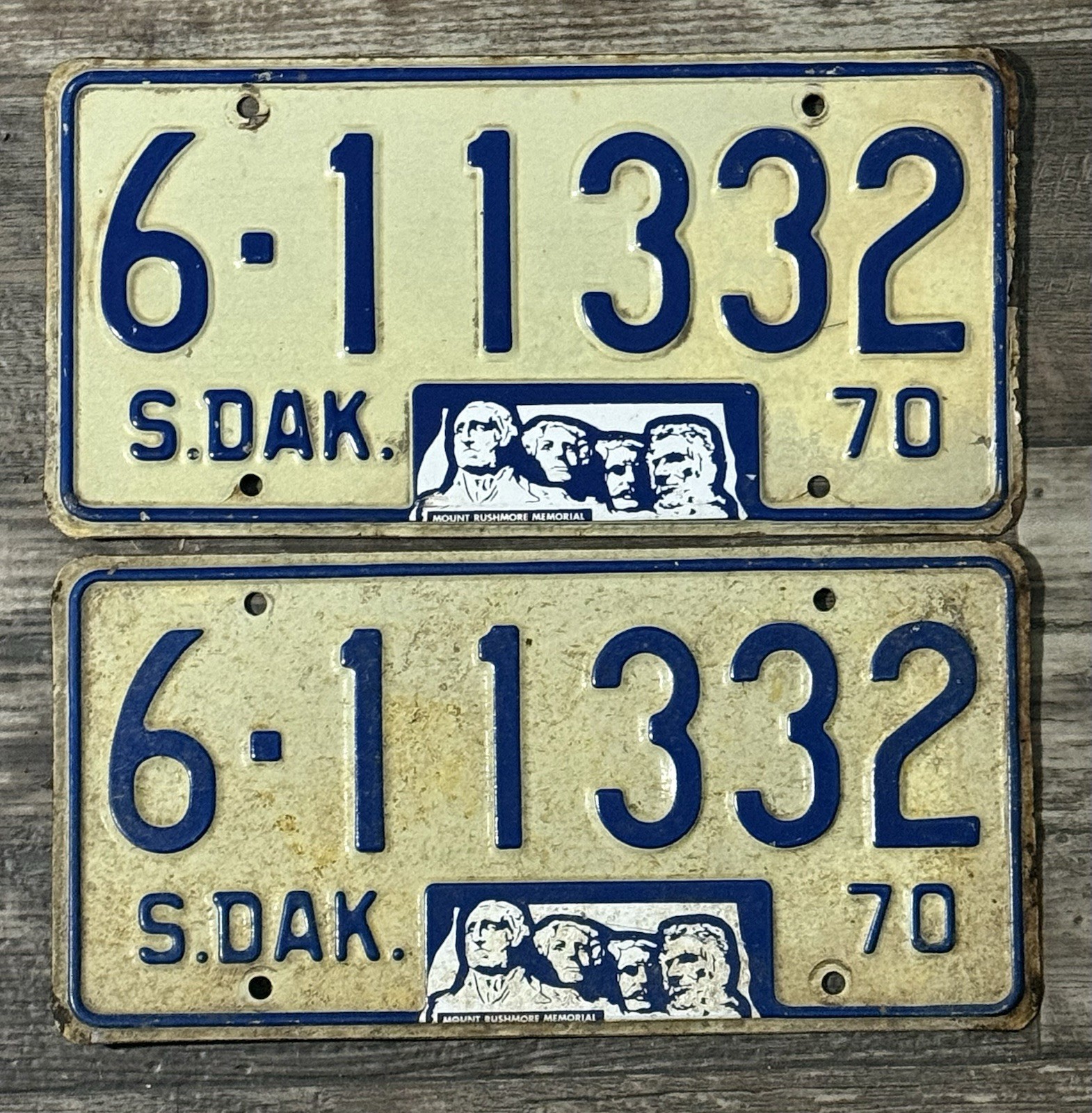 1970 South Dakota pair-license plates.-Brookings County-Good Shape 4 Age 🔥