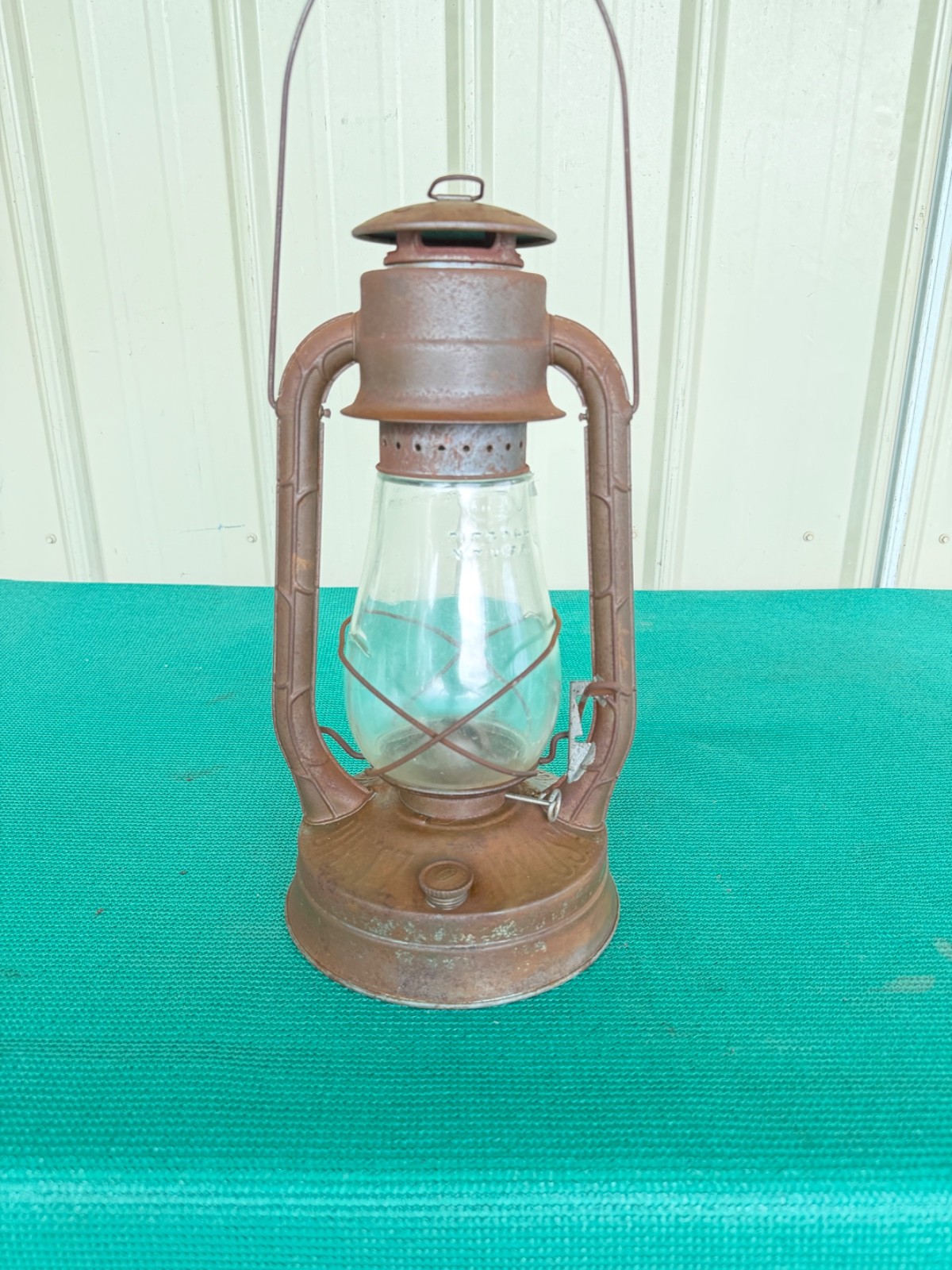 Antique DIETZ Lantern No 2 BLIZZARD N.Y. USA Fit-Zall Clear Glass Globe Rusted