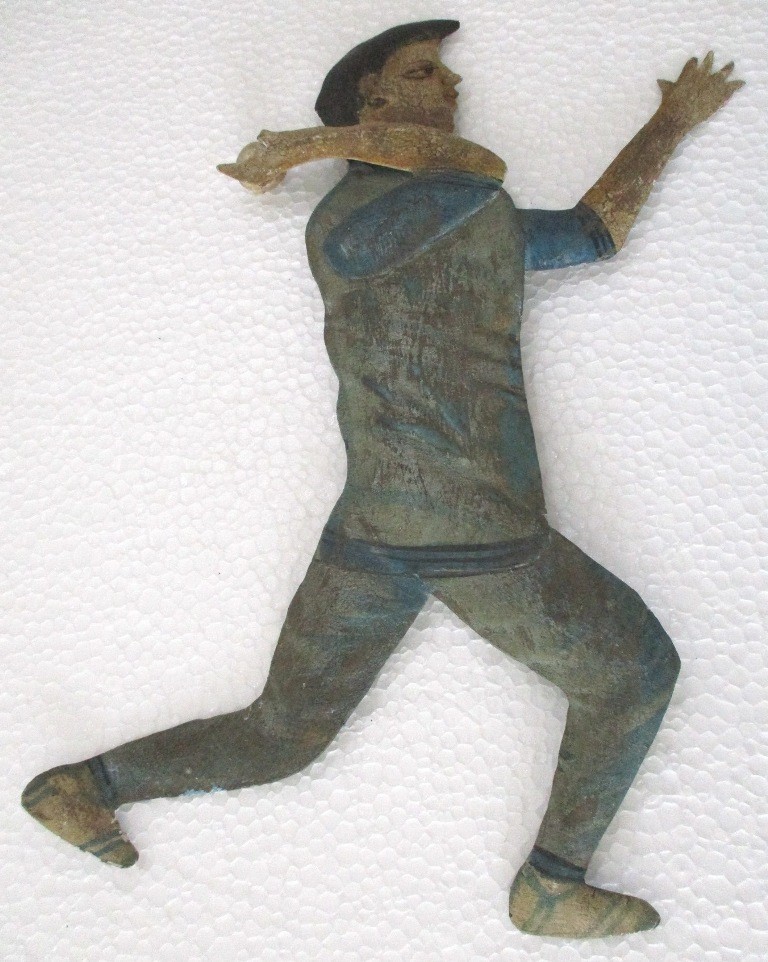VINTAGE OLD PLAYER WALL HANGING DECORATION .