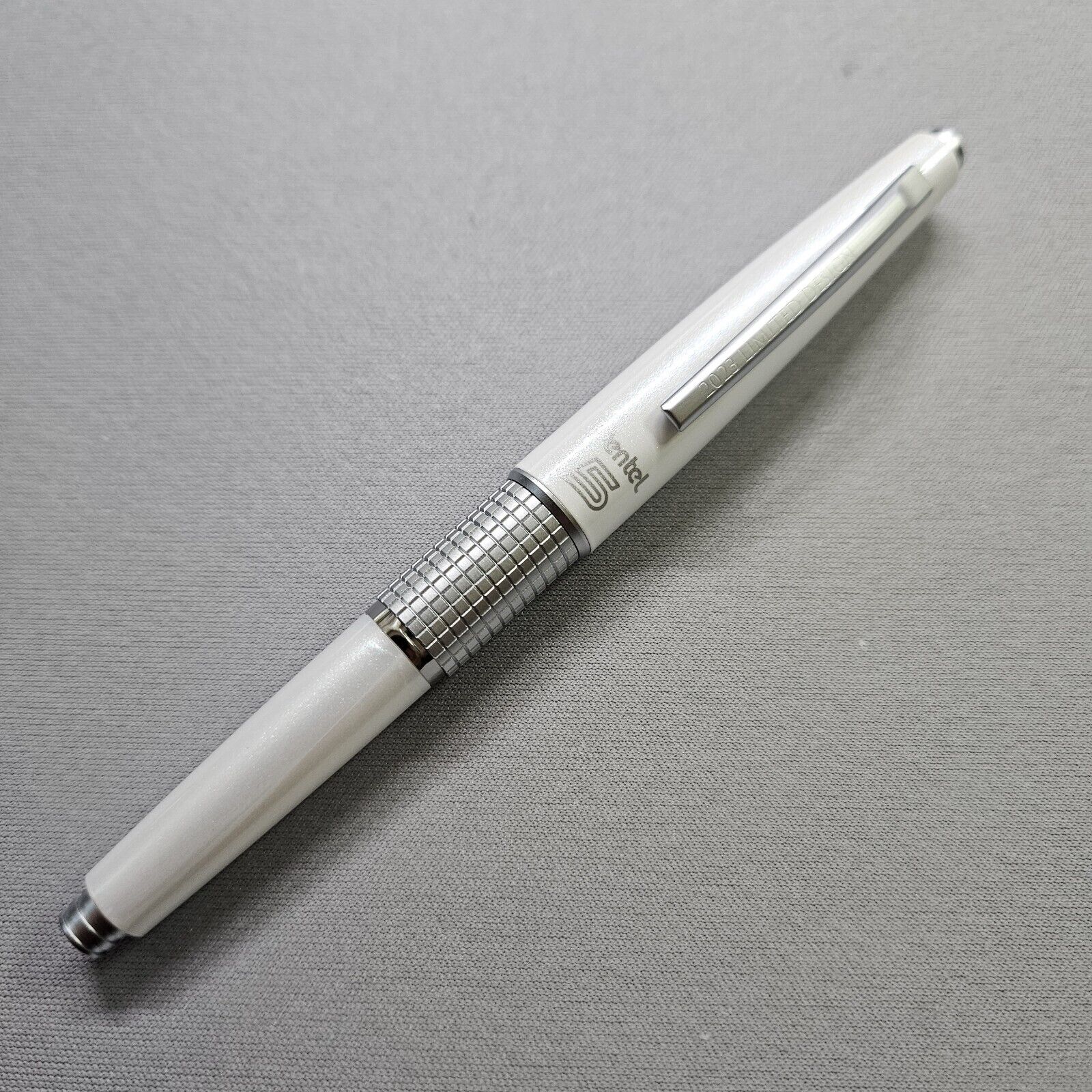 Pentel Kerry P1035L-WWO 2023 KOREAN LIMITED DESIGN - All White- 0.5mm Pencil EDC
