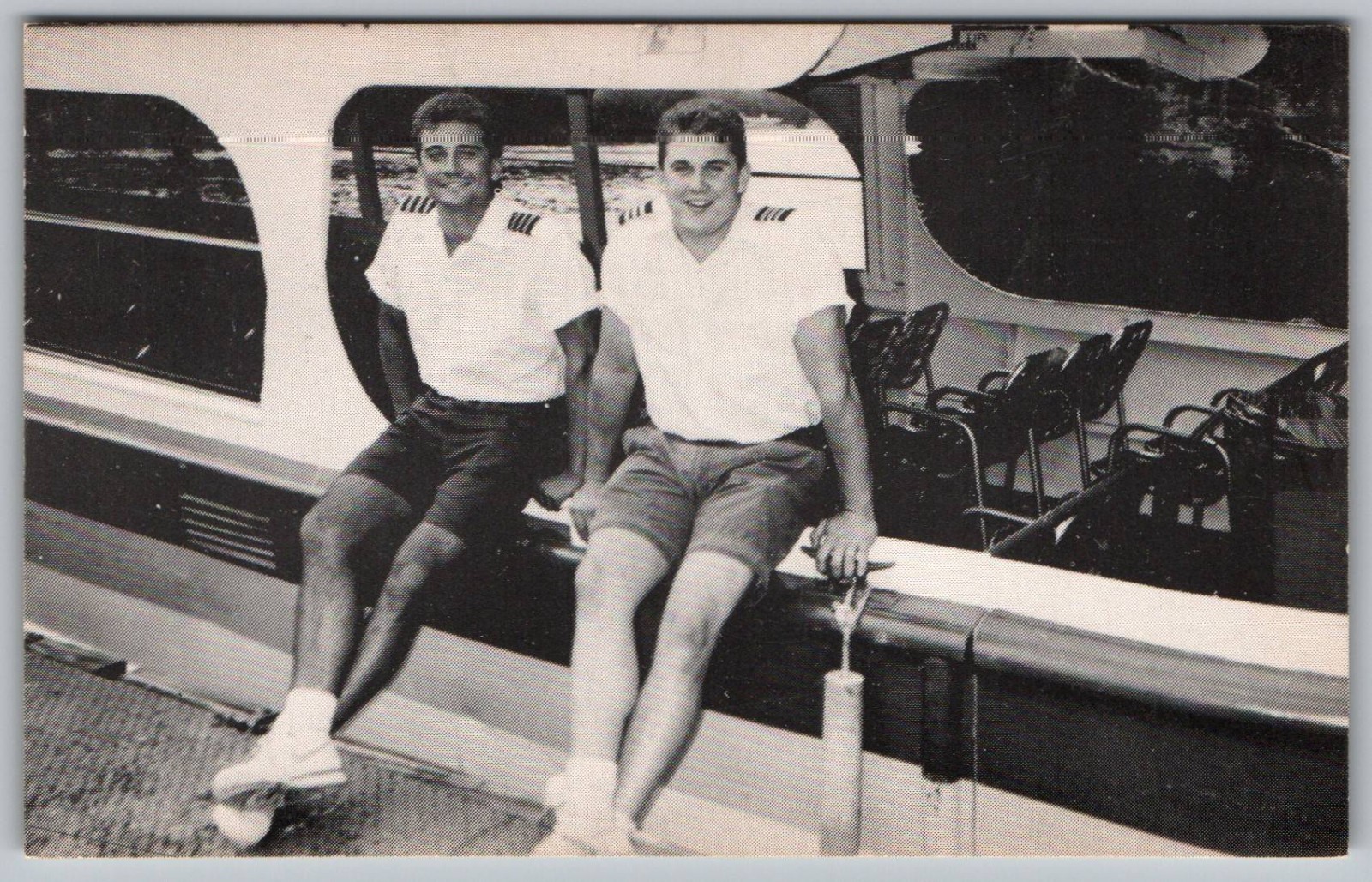 Crew of the Empress Upper Dells Wisconsin Dells Wisconsin Postcard - P33