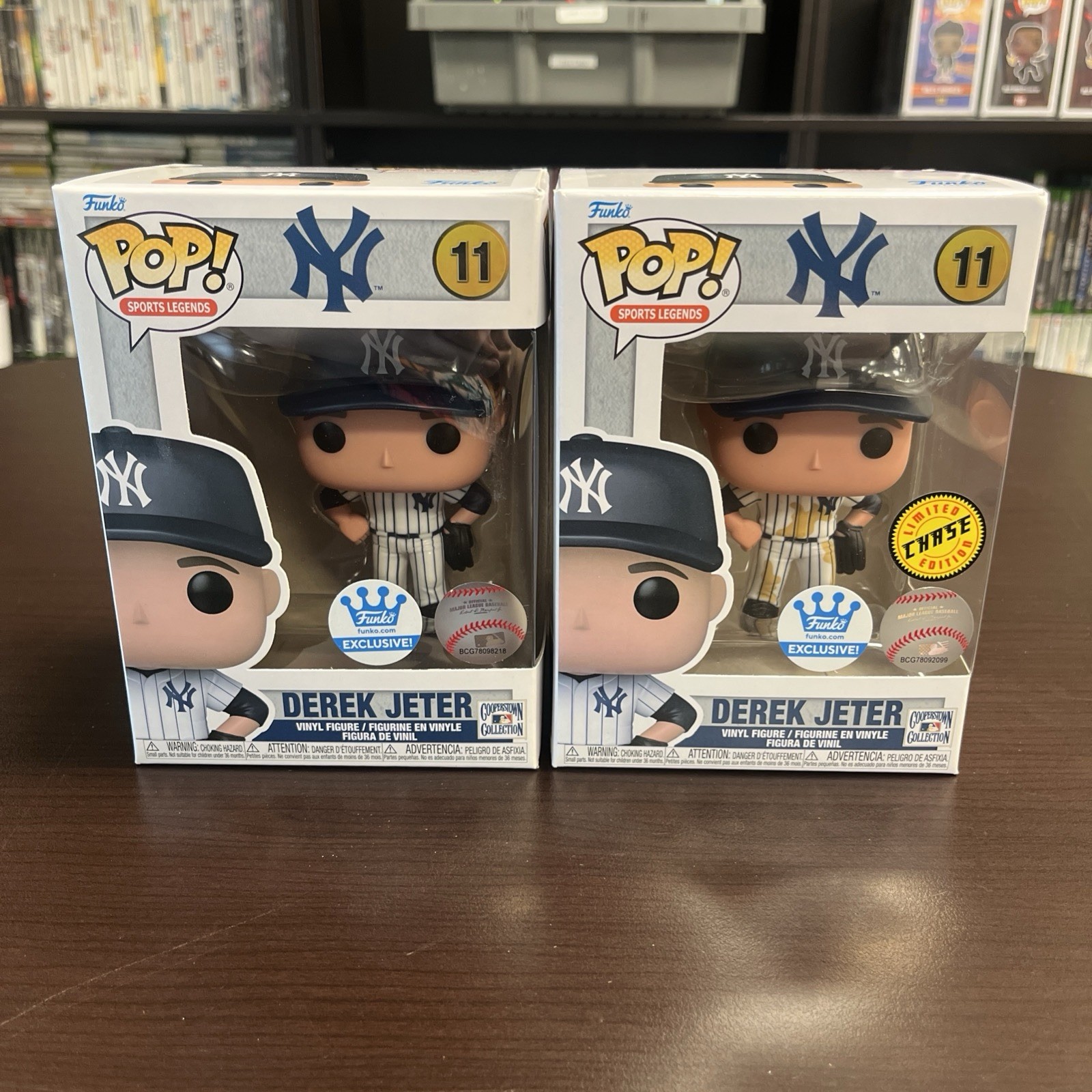Funko Pop Derek Jeter Chase And Common #11