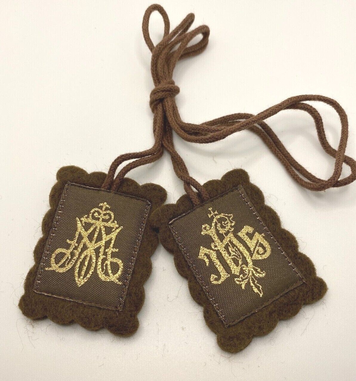 Scapular Deluxe Embroidered Brown - 1-3/4 x 2