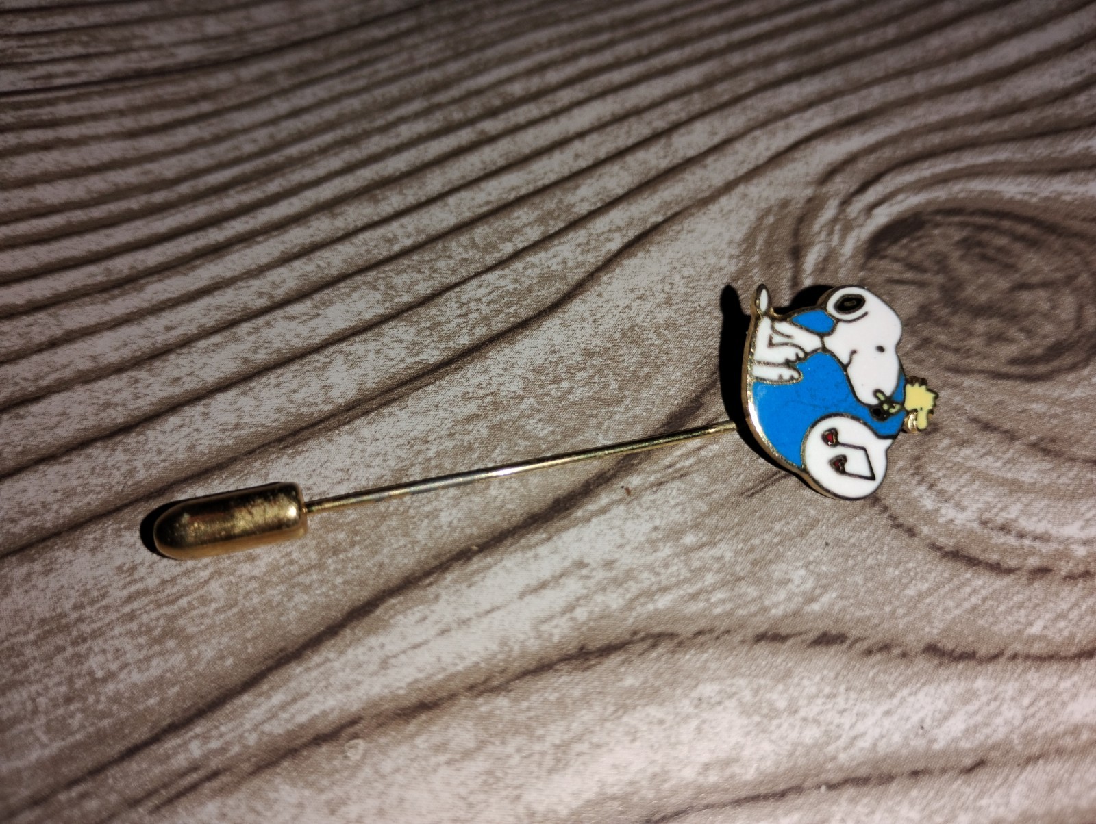 Vintage Peanuts Snoopy UFS Inc pin jewelry vintage 