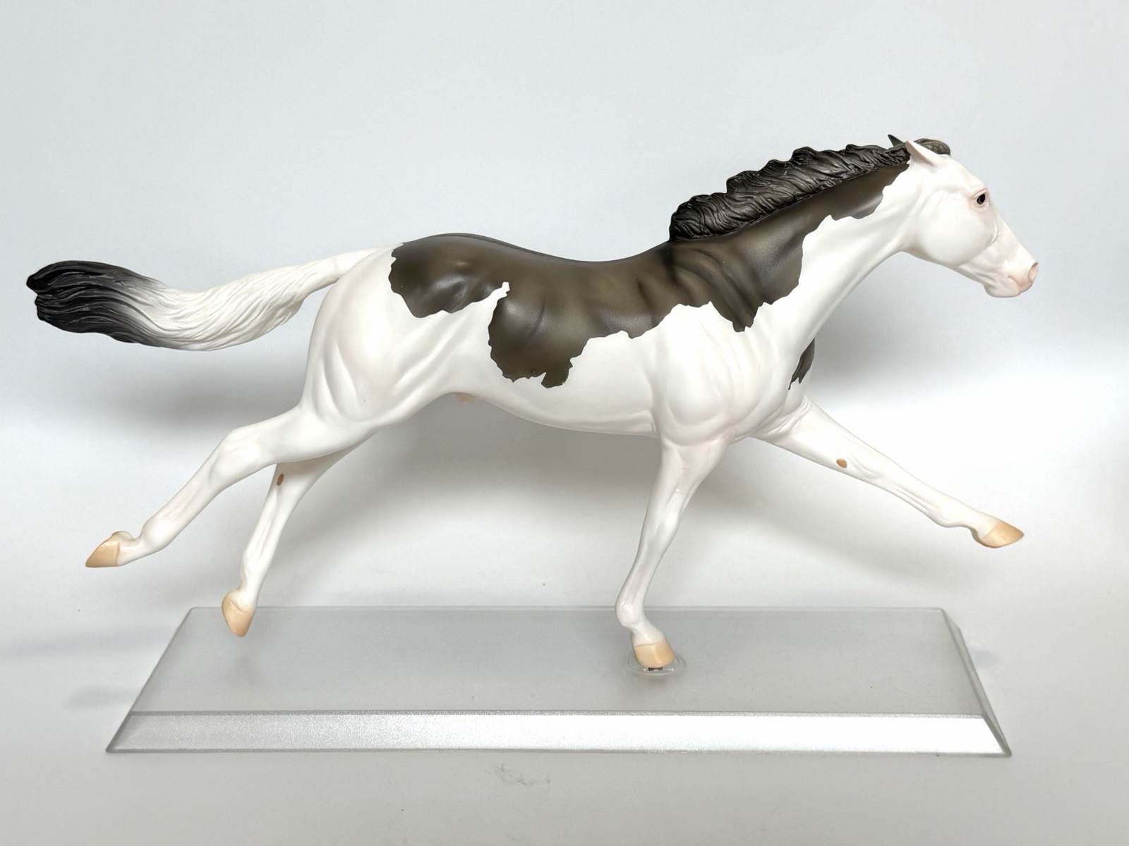 Breyer 2021 True Blue Event HOME AND AWAY Ruffian Grullo Pinto 52 Made RARE