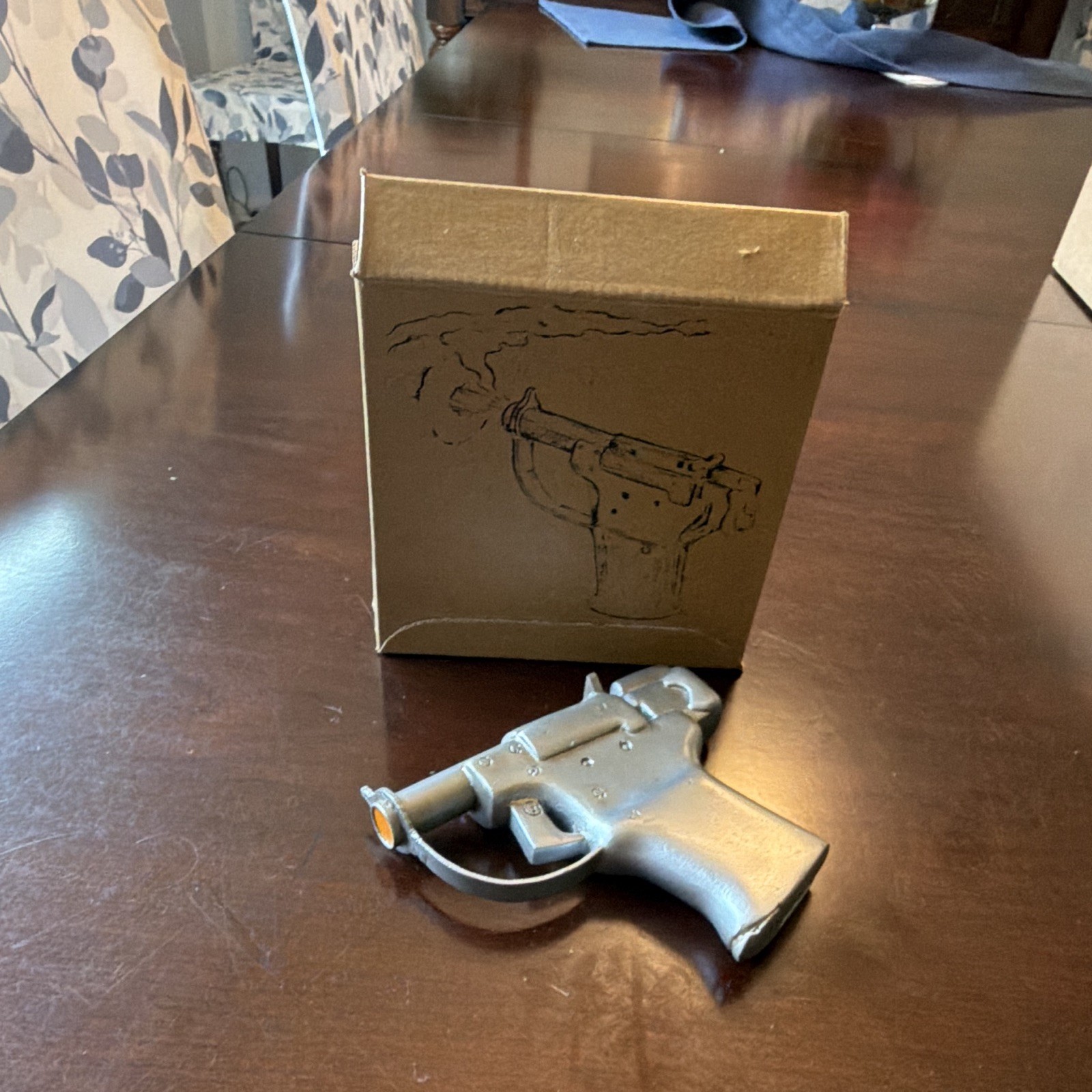 WWII FP-45 Liberator pistol. Vintage resin reproduction. Very cool WWII FP-45 Liberator pistol. Vintage resin reproduction. Very cool