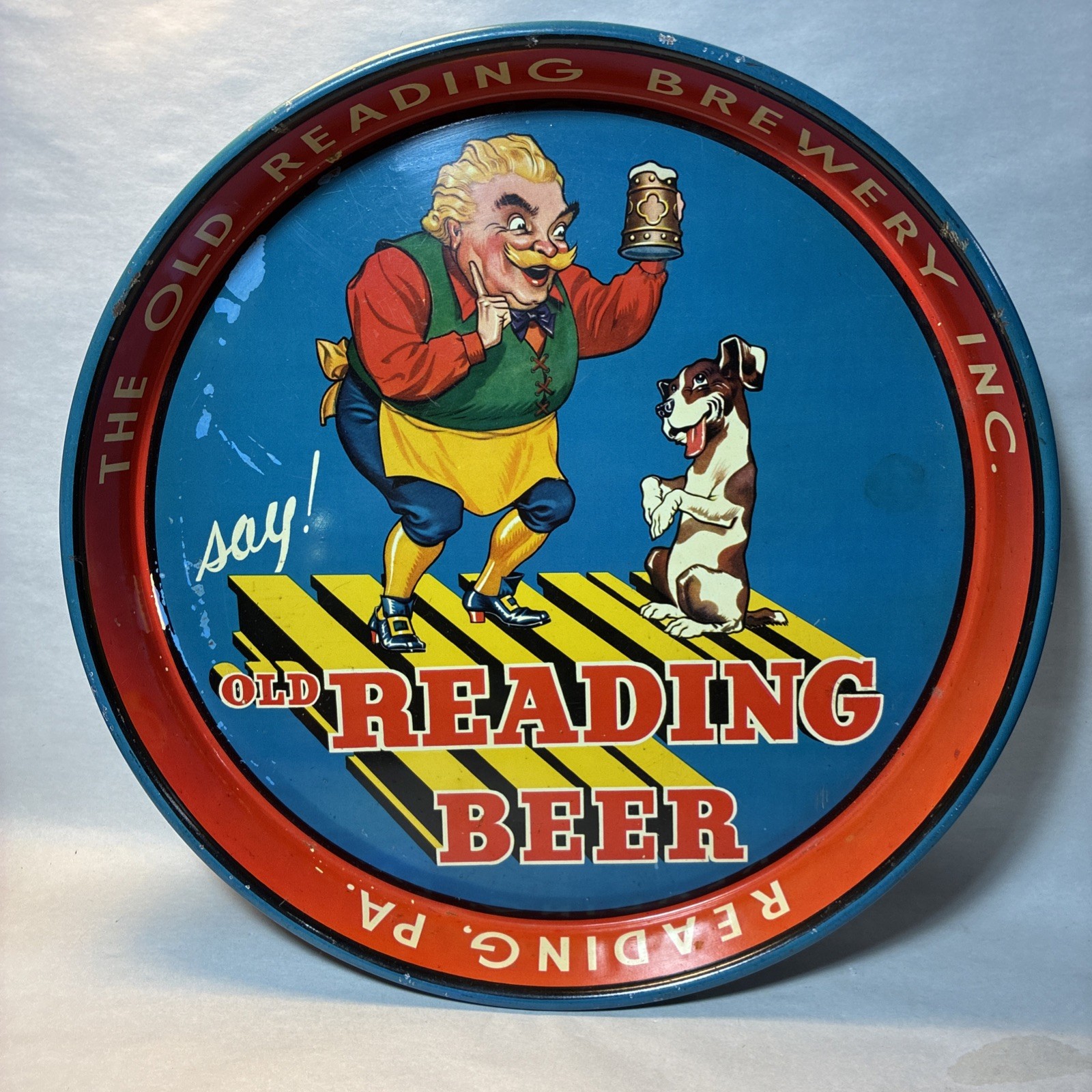 Vintage “say” OLD READING BEER tray, bartender teaching dog to speak 1930s