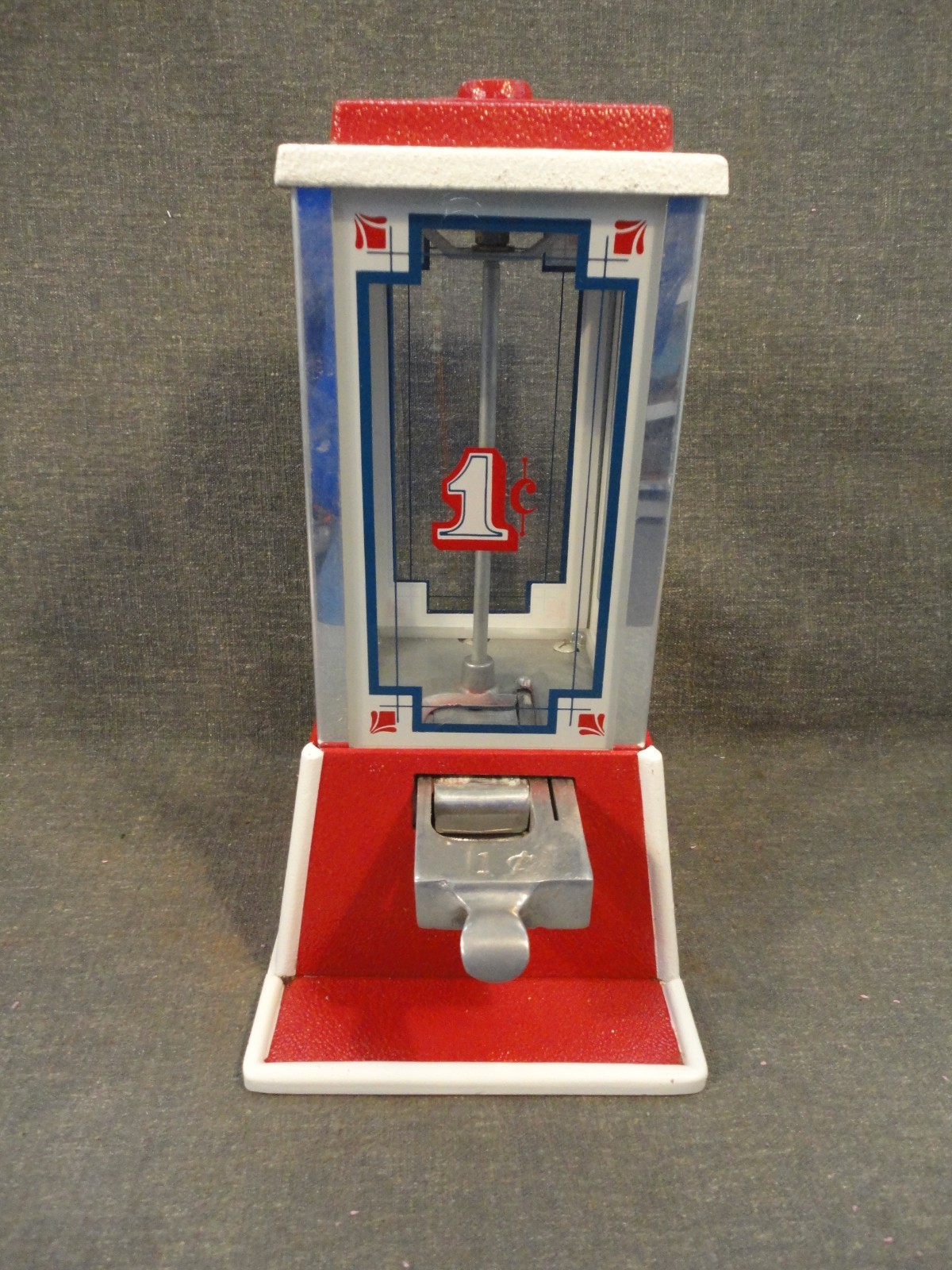 Vintage DEAN 1 Cent Penny Arcade Red Candy Gumball Machine - Works