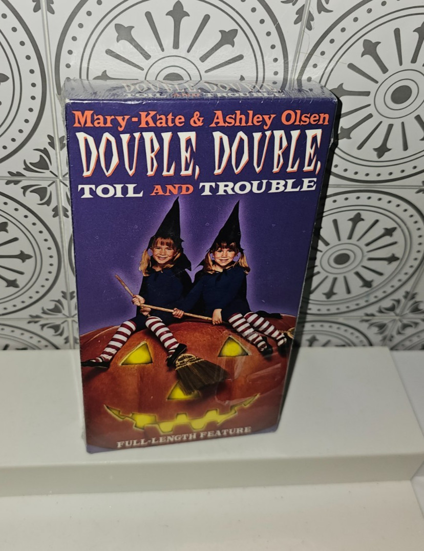 Vintage 1995 MARY KATE & ASHLEY Double Double TOIL Trouble VHS Halloween NEW