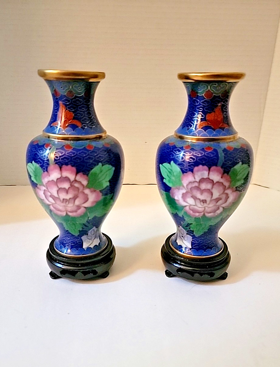 Pair of Chinese VTG Enamelware Cloisonne Painted on Brass Vases W/ Stand W/ Box Pair of Chinese VTG Enamelware Cloisonne Painted on Brass Vases W/ Stand W/ Box