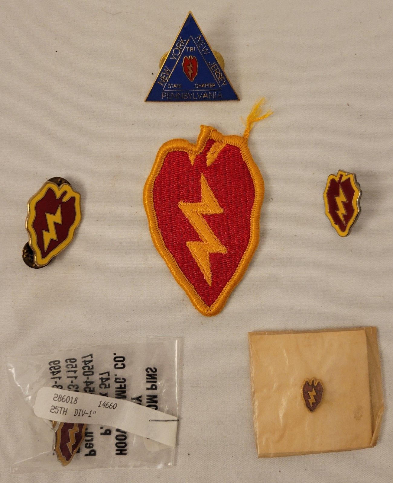 Lot of Six Vintage & Modern U.S. Army 25th Infantry Div. Pins - Tropic Lightning