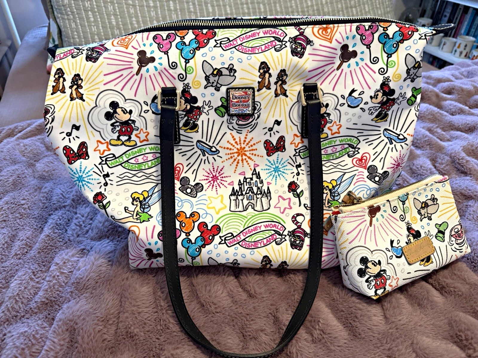 Dooney & Bourke Disney Large Tote Bag w/ Zip Pouch Mickey Minnie Dumbo