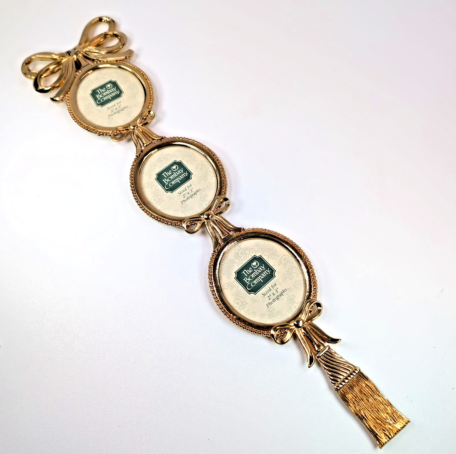 VTG 90s Bombay Co Gold Tone 3 Photo Frame Wall Hang Bows Oval Cottage Granny VTG 90s Bombay Co Gold Tone 3 Photo Frame Wall Hang Bows Oval Cottage Granny