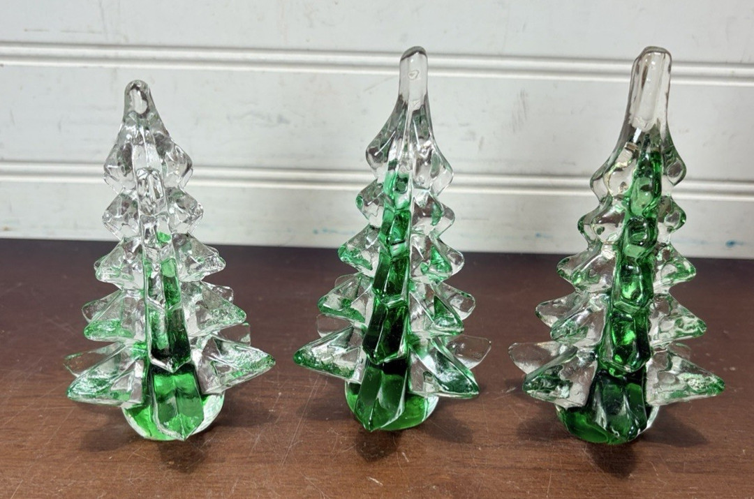 Lot Of 3 Vtg Holiday Christmas Trees Art Glass Figurines Clear & Green 4”-4.5”