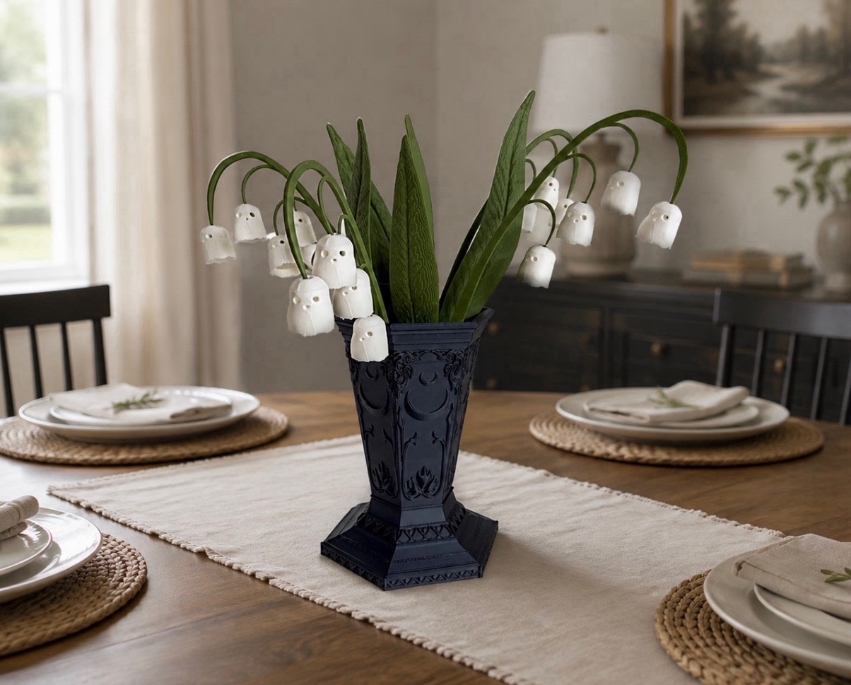 Spooky Lily Of The Valley Ghost Flowers And Vase 3D Printed