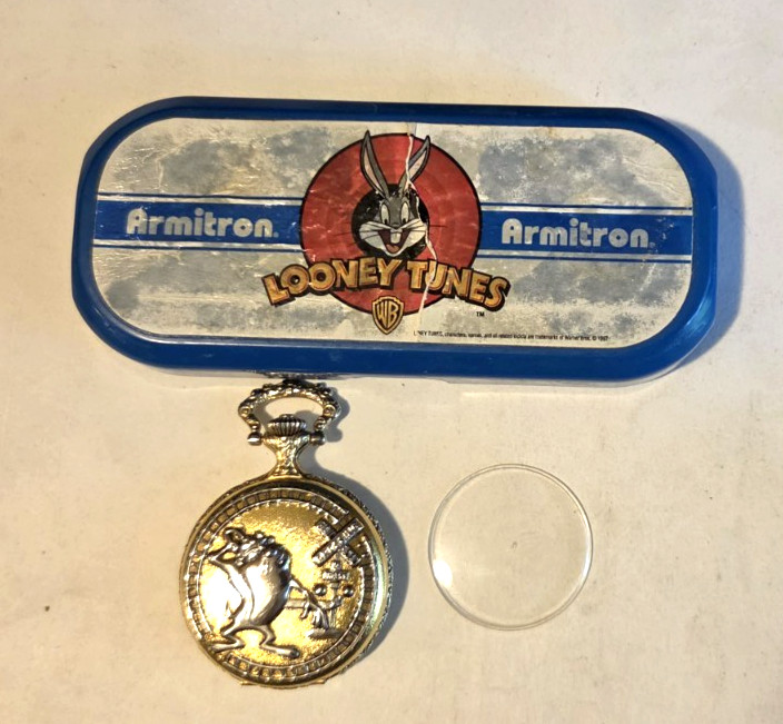 Armitron 1997 Tazmanian Devil Taz Pocket Watch Gold Tone Looney Tunes Quartz