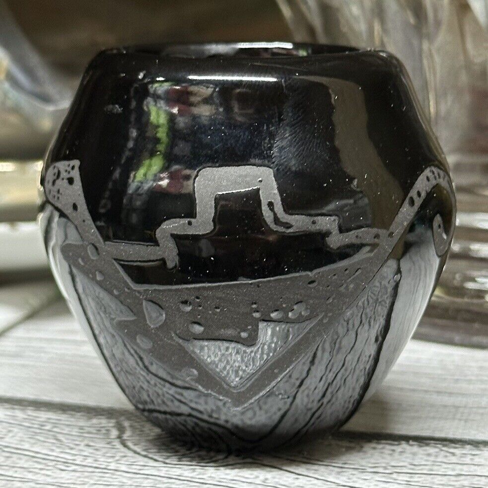 Hopi Native American Black Pottery Mini Pot Signed 1992 Etched Carved Pueblo