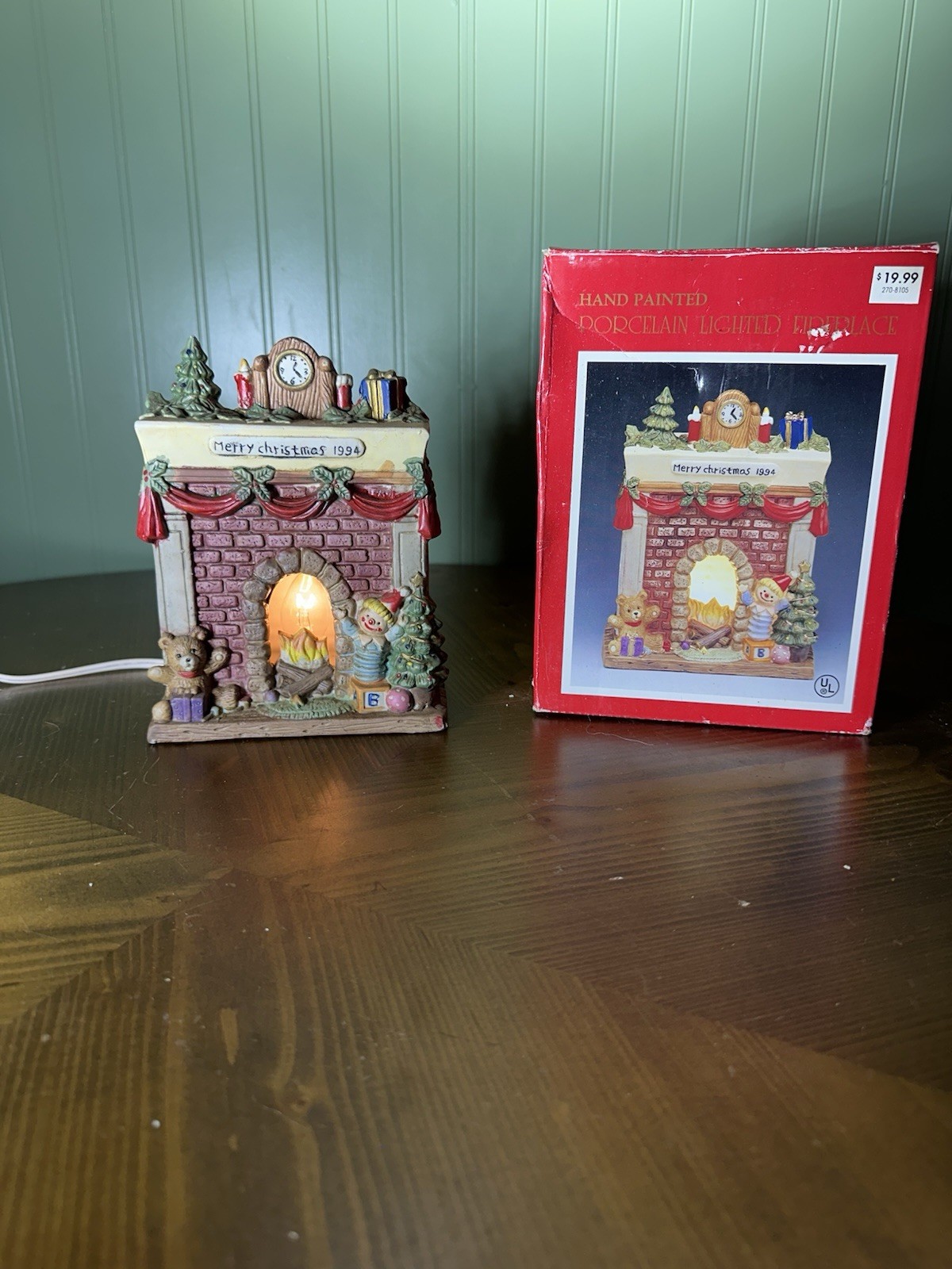 Vintage 1994 Lighted Porcelain Christmas Fireplace