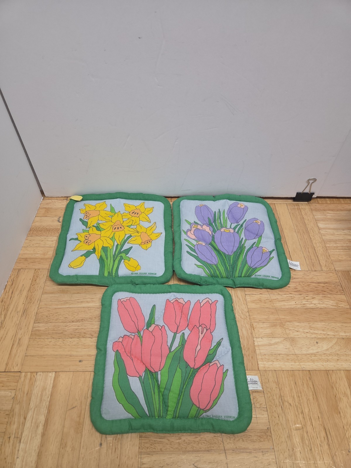 Set of 3 Vintage 1986 Lillian Vernon Floral Quilted Pot Holders Tulips Daffodils
