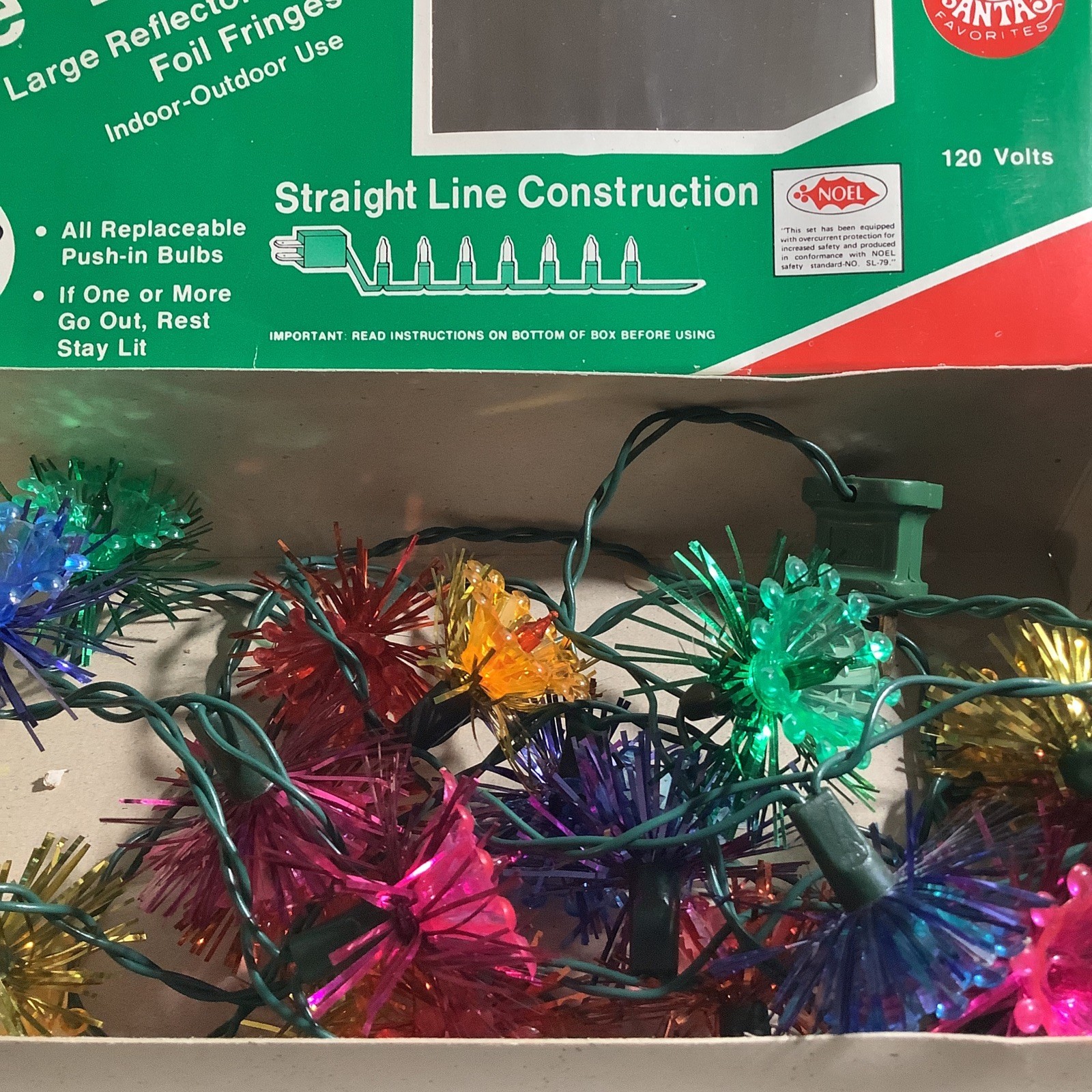 Vintage Sparkling 20 Miniature Christmas Lights Tinsel / Foil Flowers Reflector