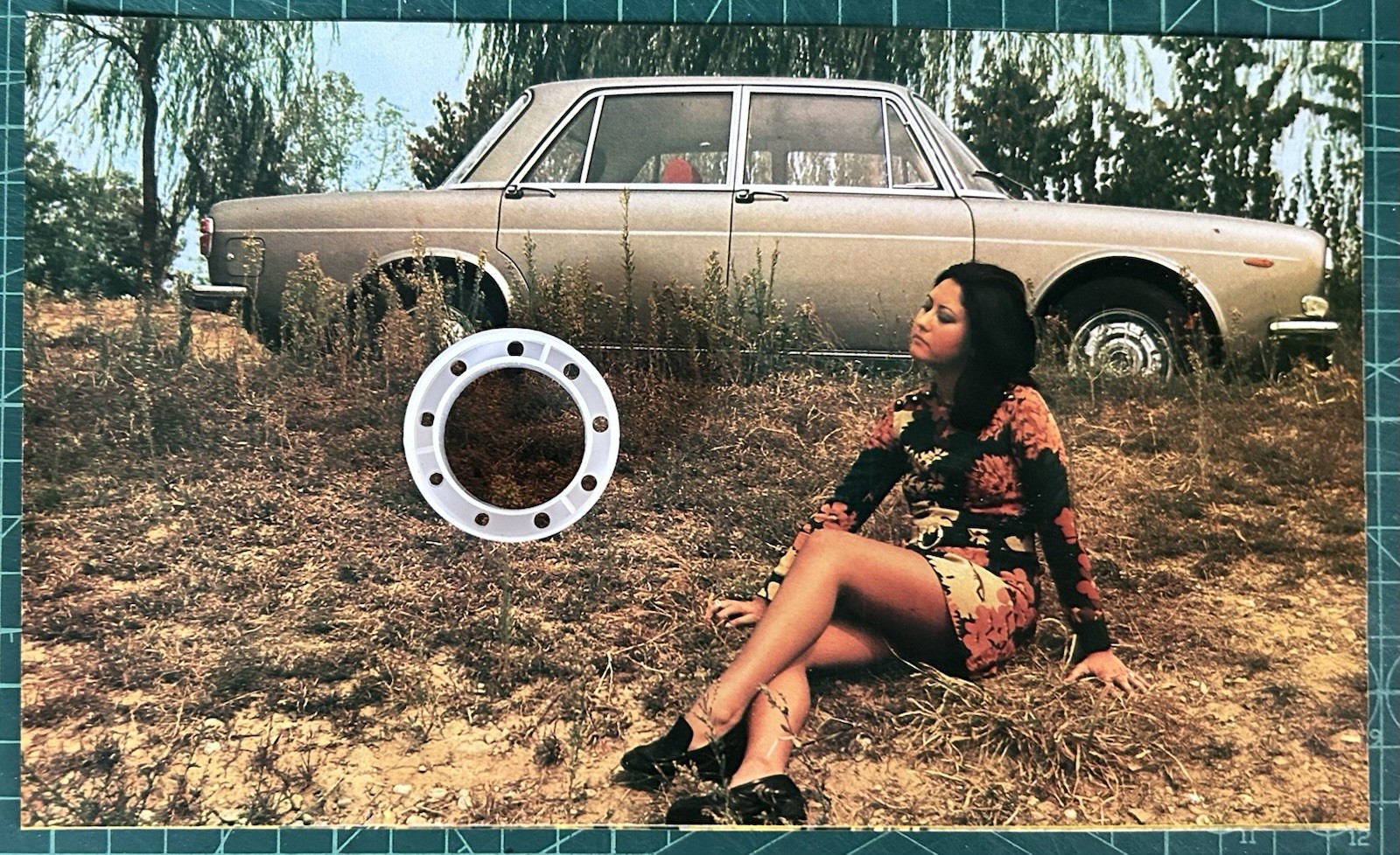 Rare 1971 Peugeot 504 Advertising