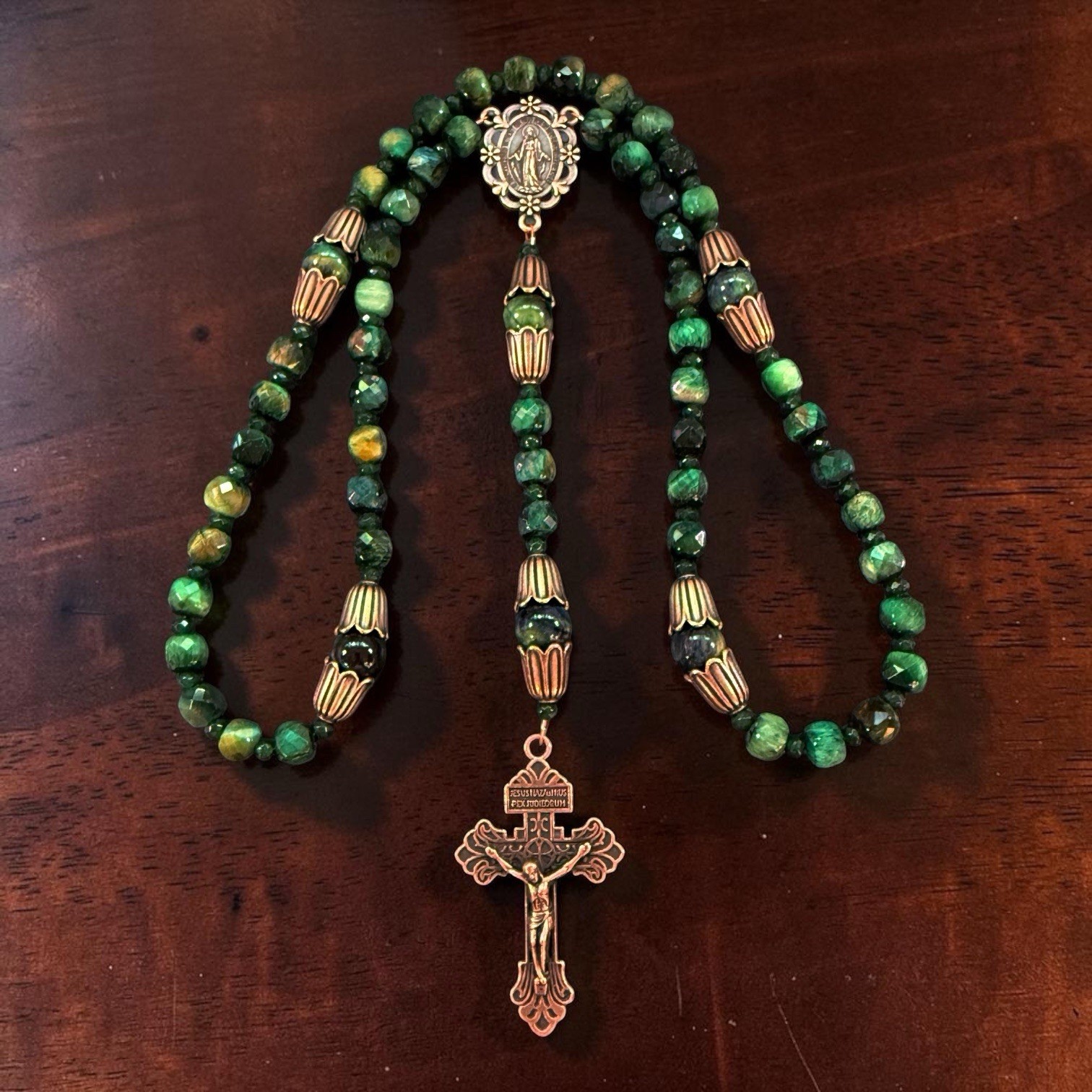 Red Copper & Green Tigereye 8mm Faceted 5 Decade Rosary 20” Red Copper & Green Tigereye 8mm Faceted 5 Decade Rosary 20”