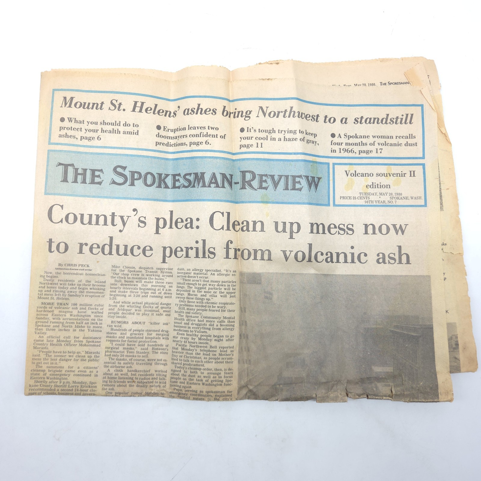 1980 Mount St. Helens Eruption Newspaper Spokane Review Souvenir Edition VG