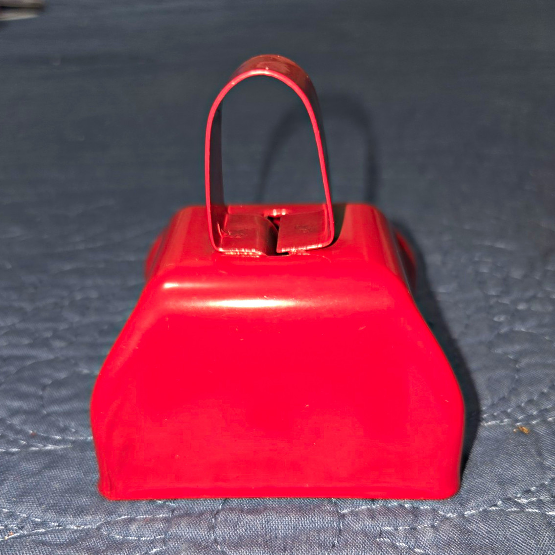 Red Painted Metal Cow Bell w/ Handle, Small 3 in, sports fan noise maker New Red Painted Metal Cow Bell w/ Handle, Small 3 in, sports fan noise maker New