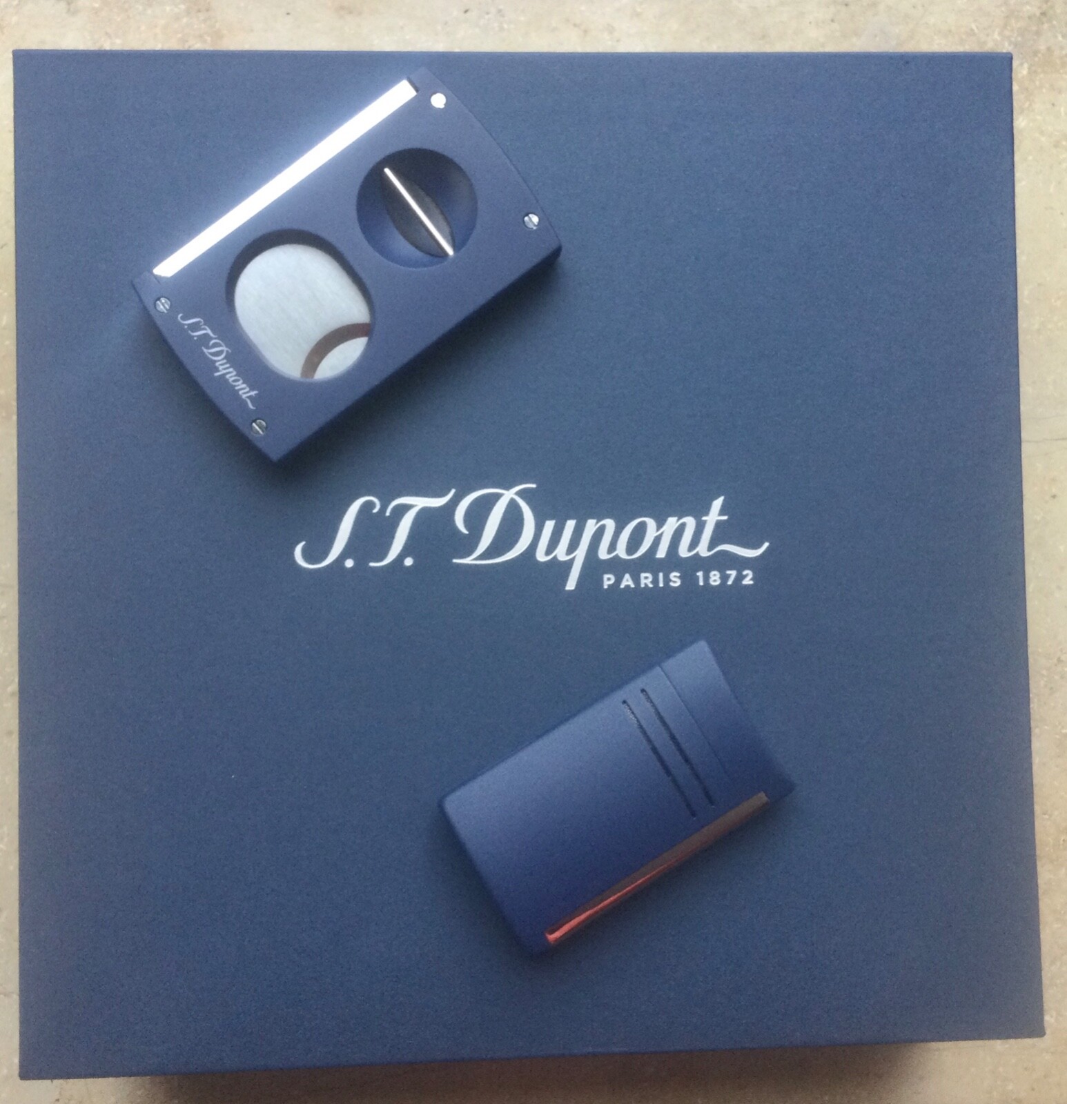SALE S.T. DUPONT MEGA SALE S.T. Dupont Maxijet + Double Cutter, Blue (BLUESET2)