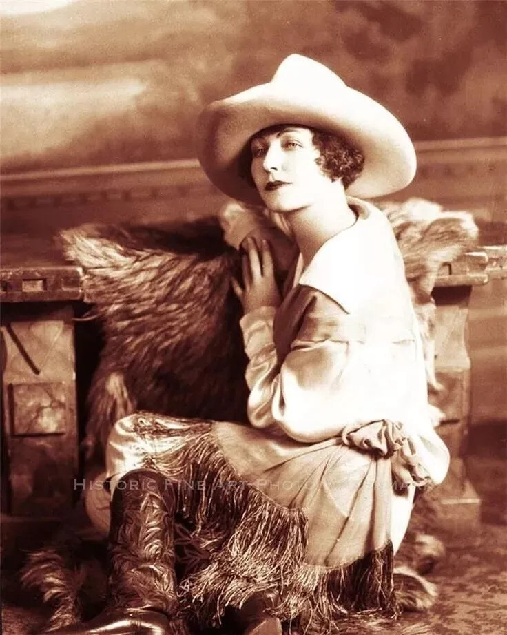 Old West 1 Rodeo Cowgirl Vintage Old 4x6 Picture Celebrity Print