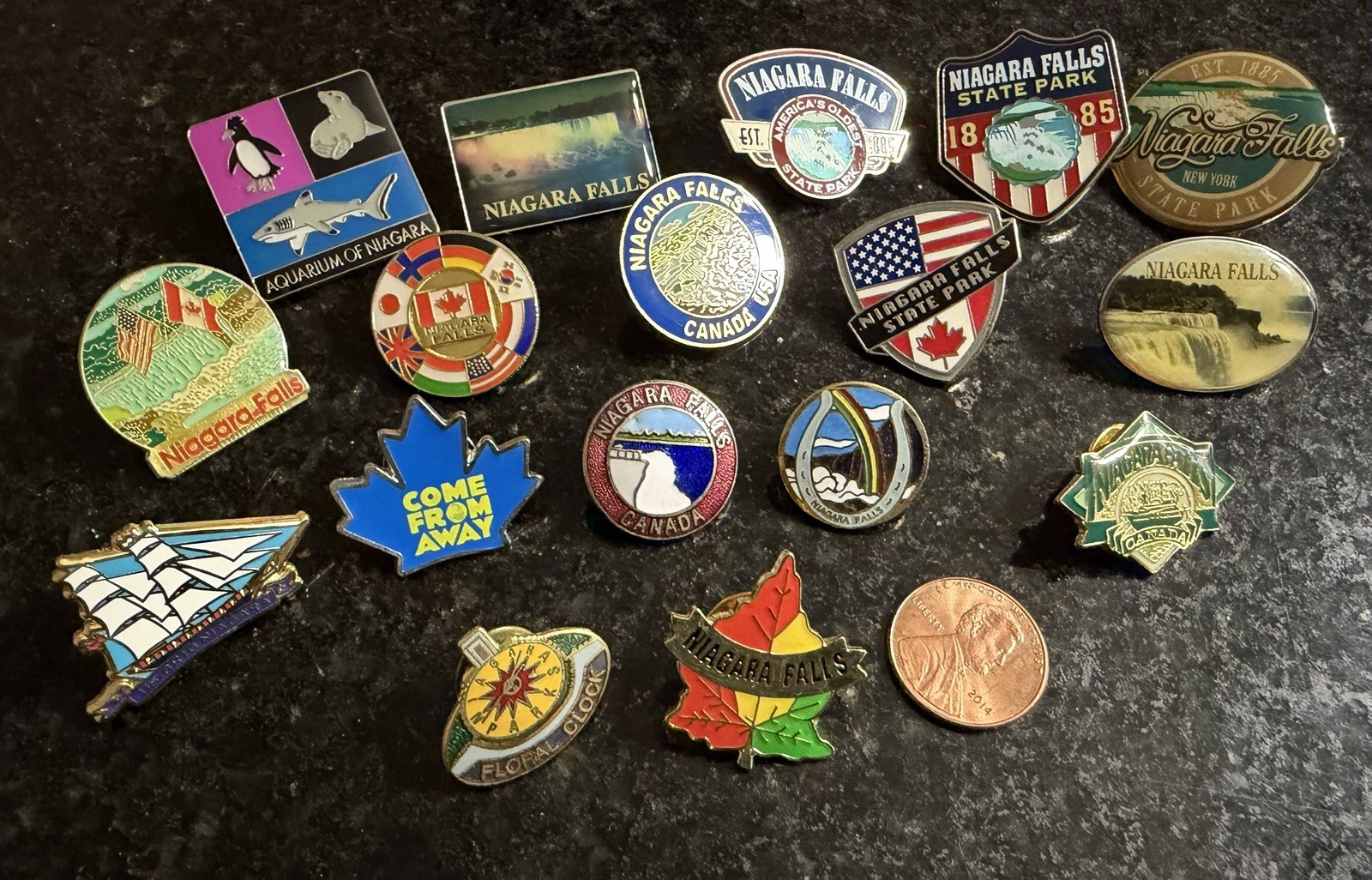 Vintage Lot of 17 Niagara Falls Souvenir Lapel Trading Pins Canada USA Vintage Lot of 17 Niagara Falls Souvenir Lapel Trading Pins Canada USA