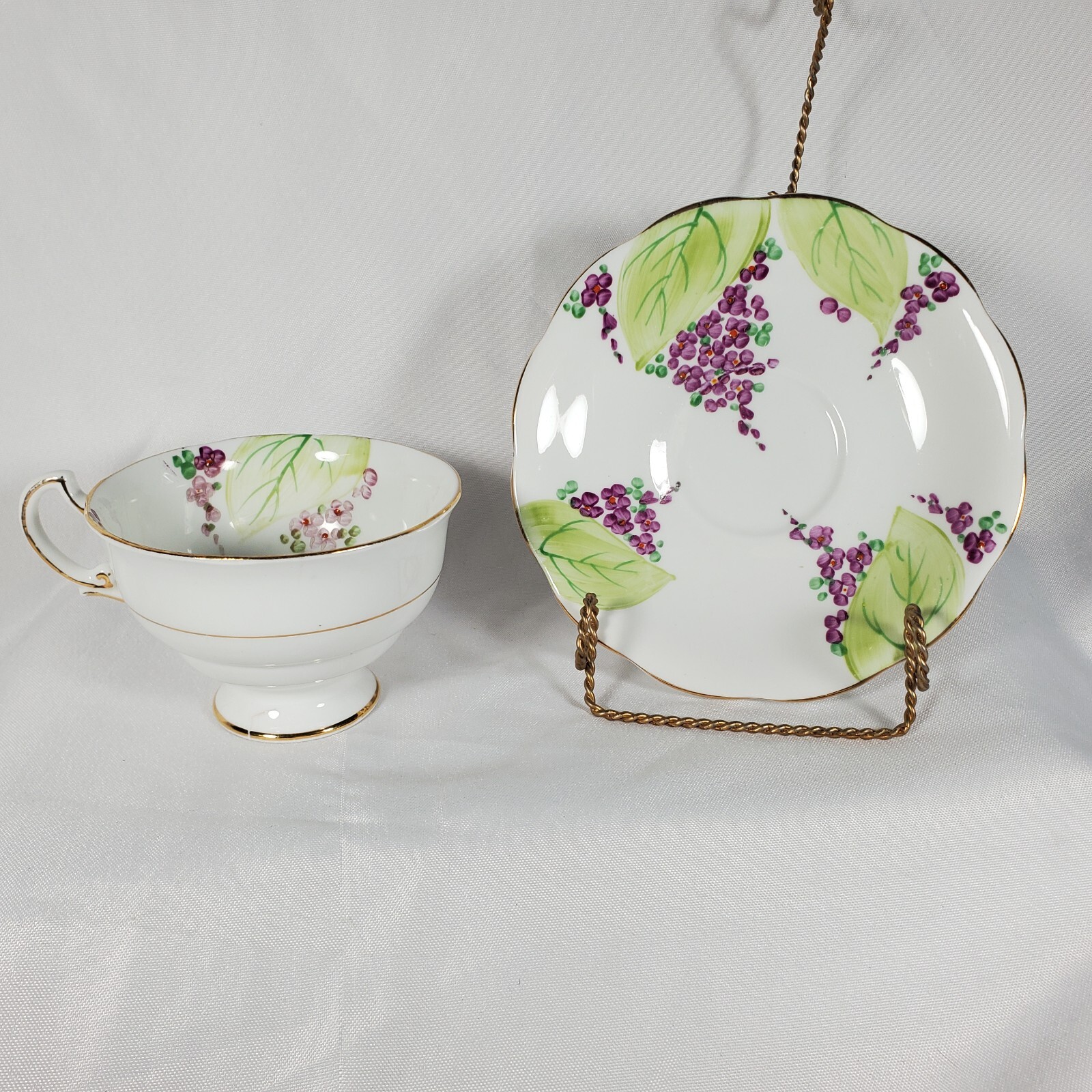 Hand-Painted Unbranded Bone China Teacup and Saucer Set Made in England