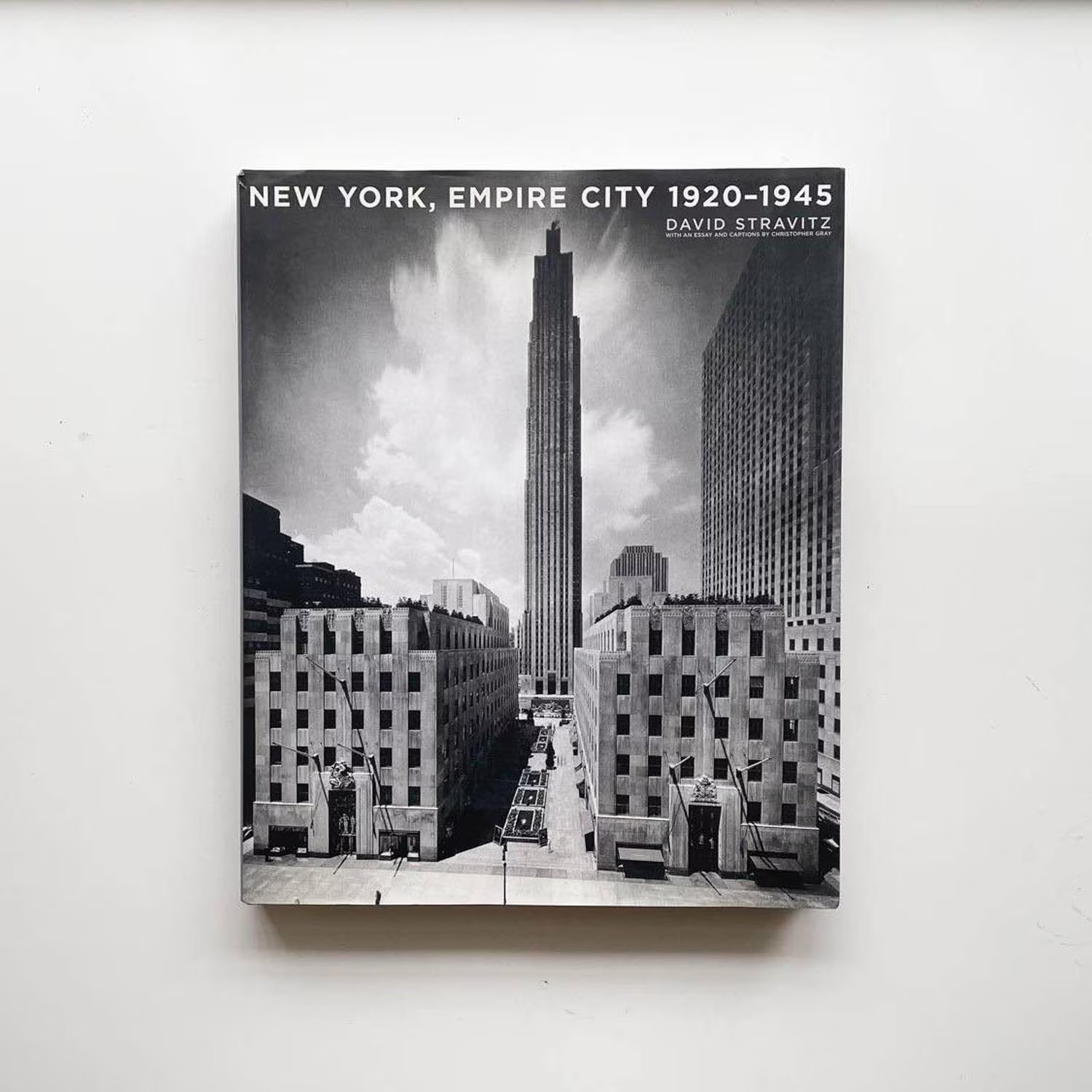 New York Empire City 1920-1945 by David Stravitz Rare 2002 Edition