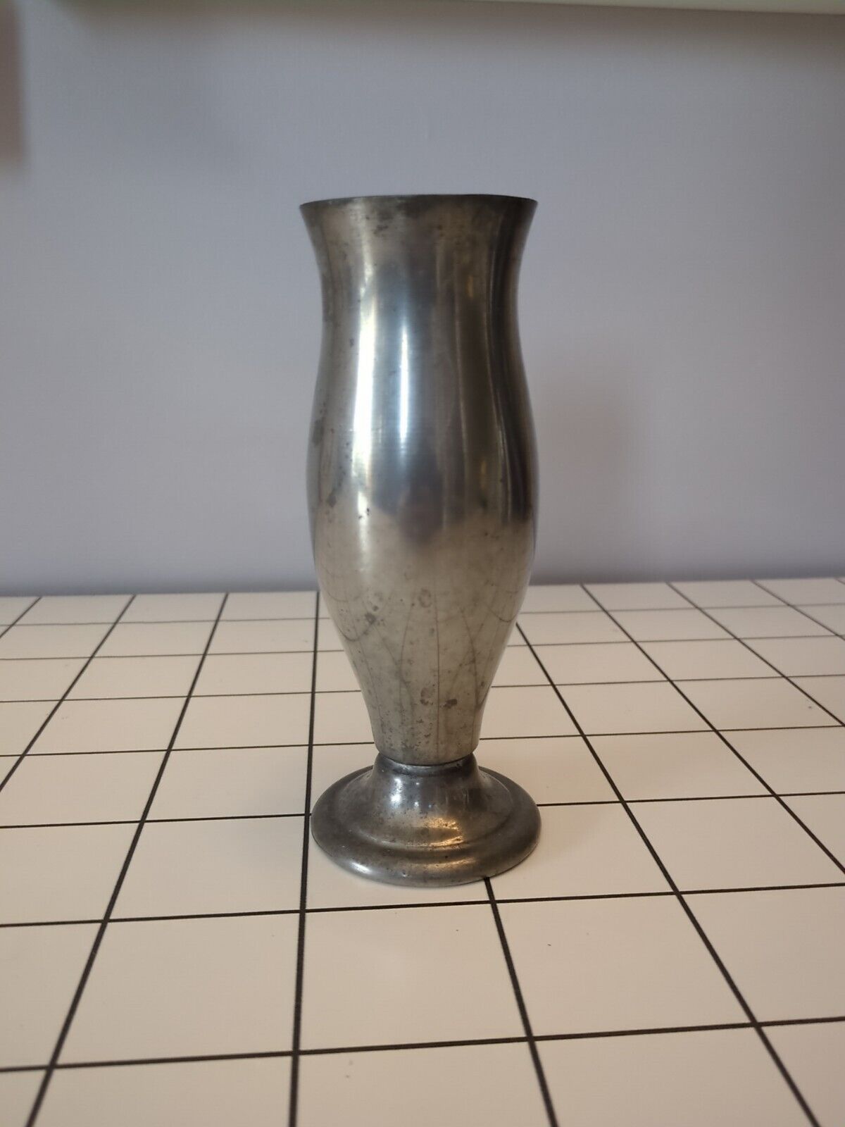 RARE Vintage International Pewter Vase 277-66-1  7\