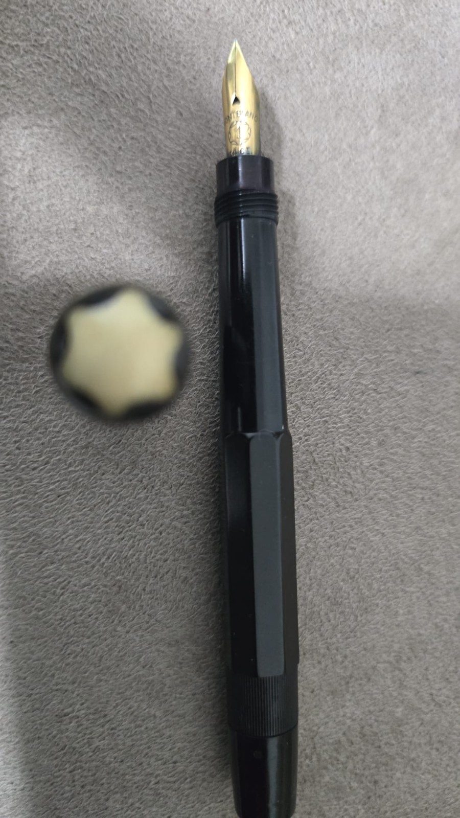 Rare Vintage Montblanc No. 1 Octagonal Safety Pen – 14K Gold No. 1 Nib Rare Vintage Montblanc No. 1 Octagonal Safety Pen – 14K Gold No. 1 Nib