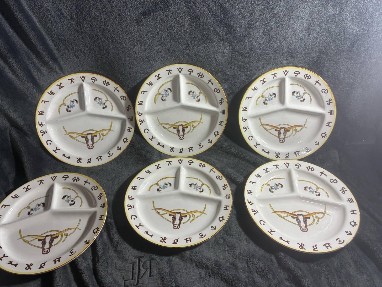 VINTAGE FRED ROBERTS DIVIDED GRILL PLATES LONGHORN STEER SET OF 6